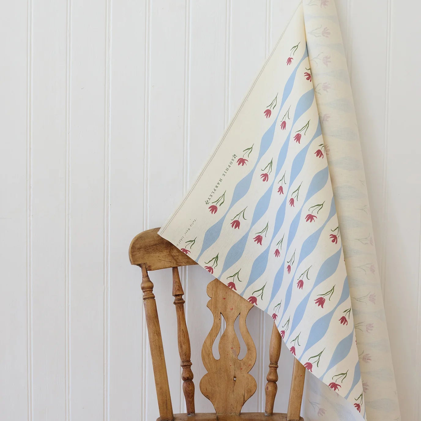 Tulip Wave Linen Fabric | Sky