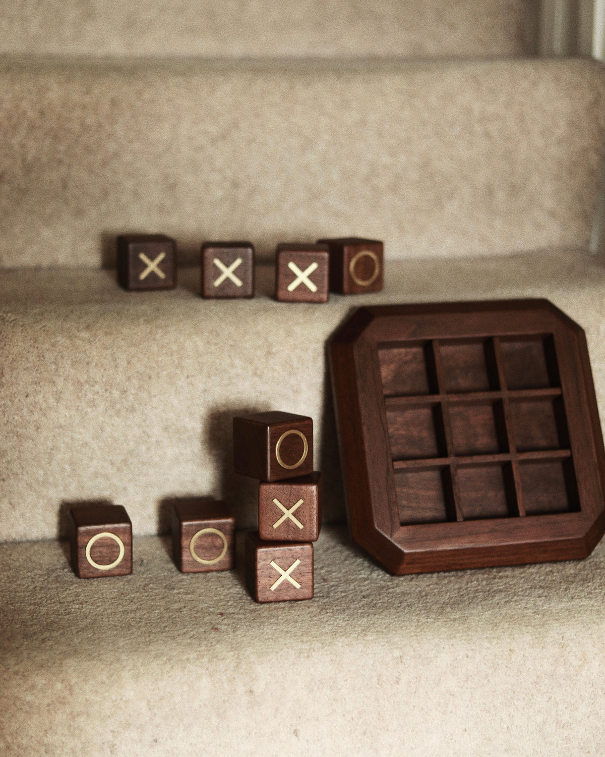Noughts & Crosses