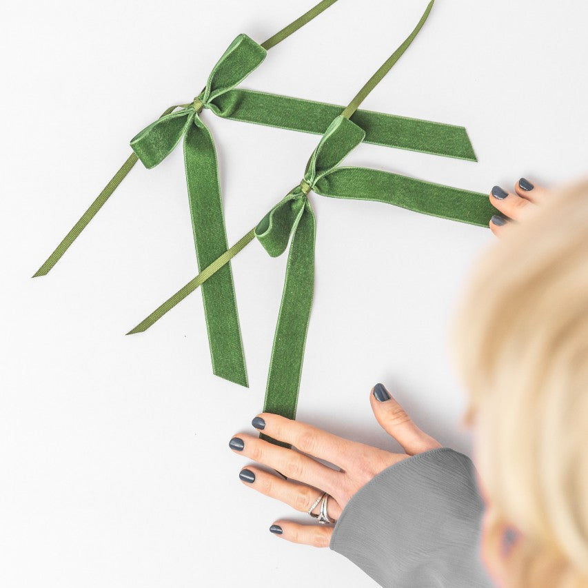 Fern Green Velvet Napkin Bows (Set of Two)