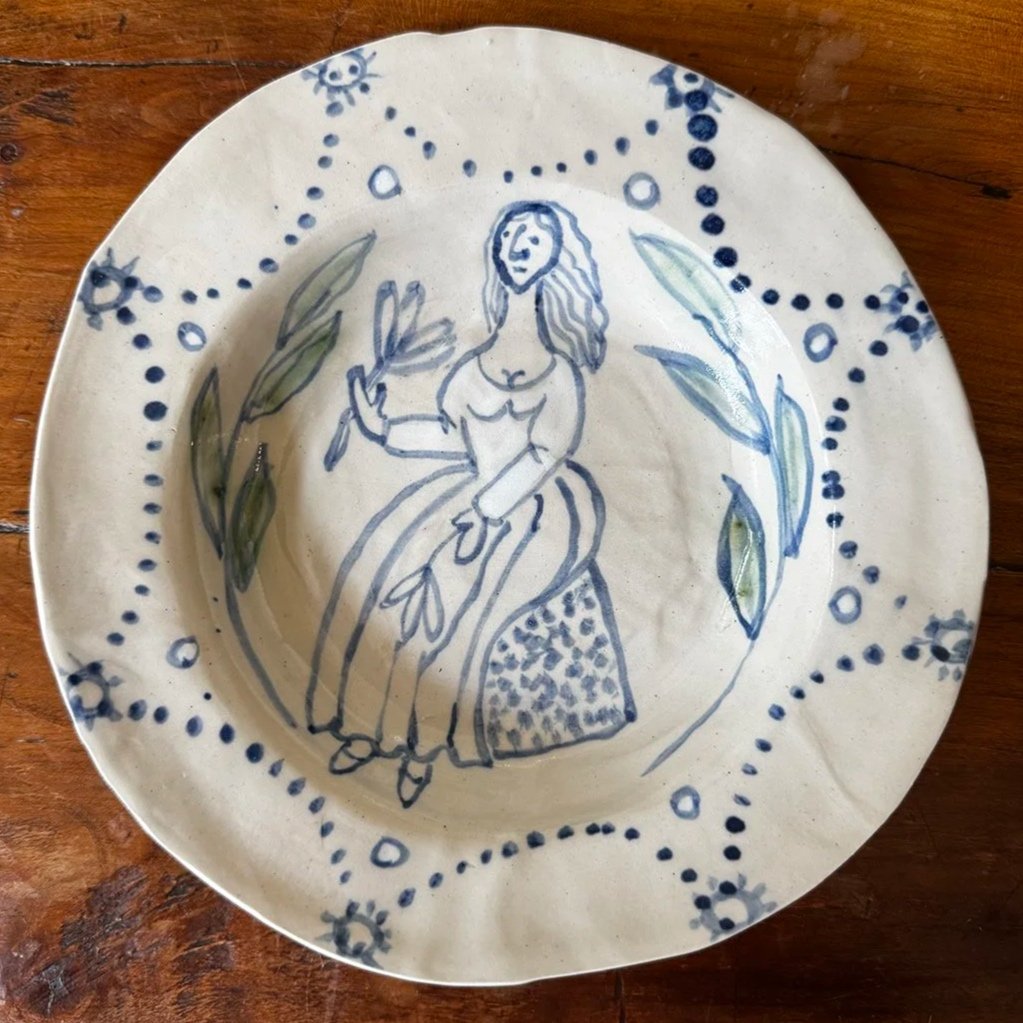 SEATED MAIDEN