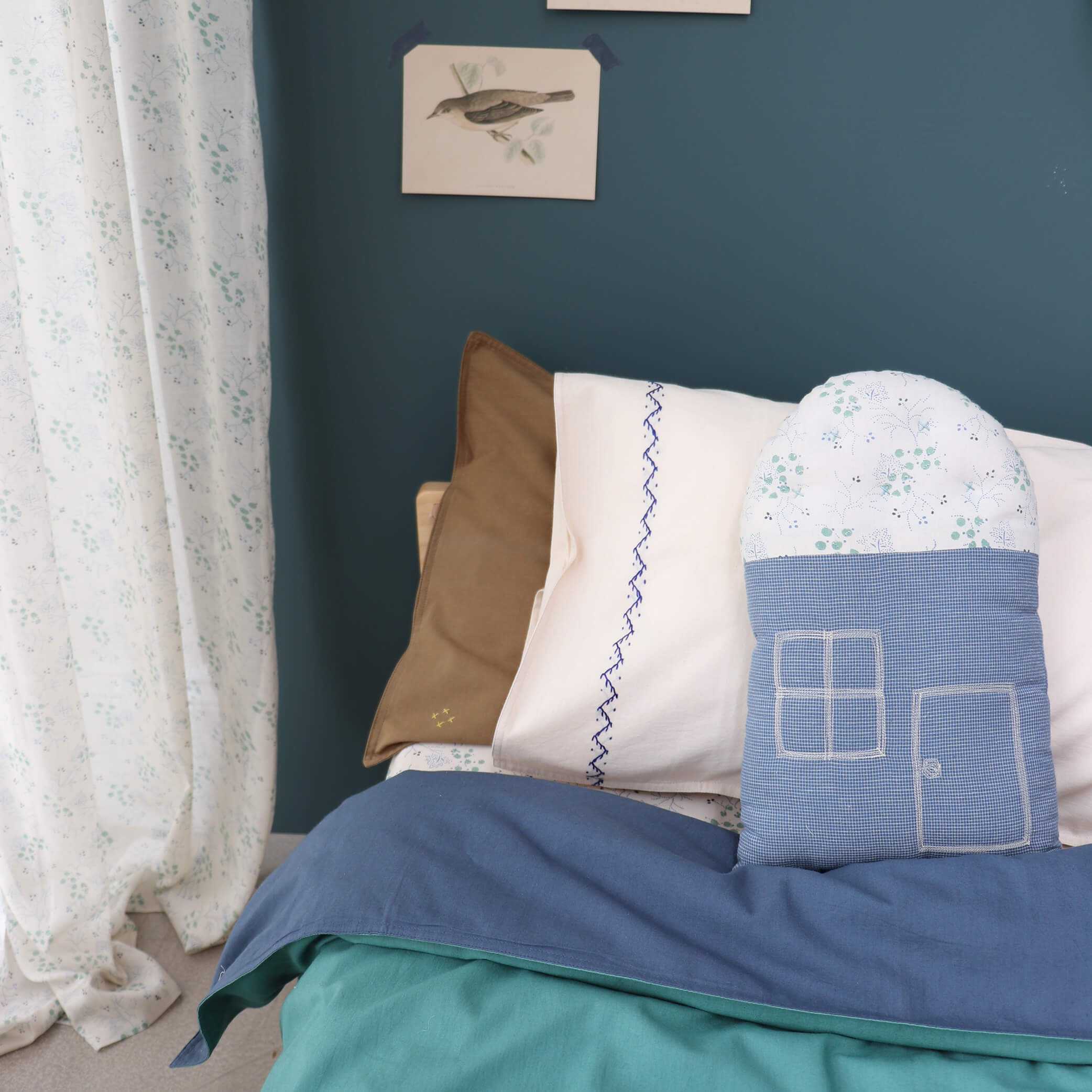 Small House cushion - Minako Cornflower