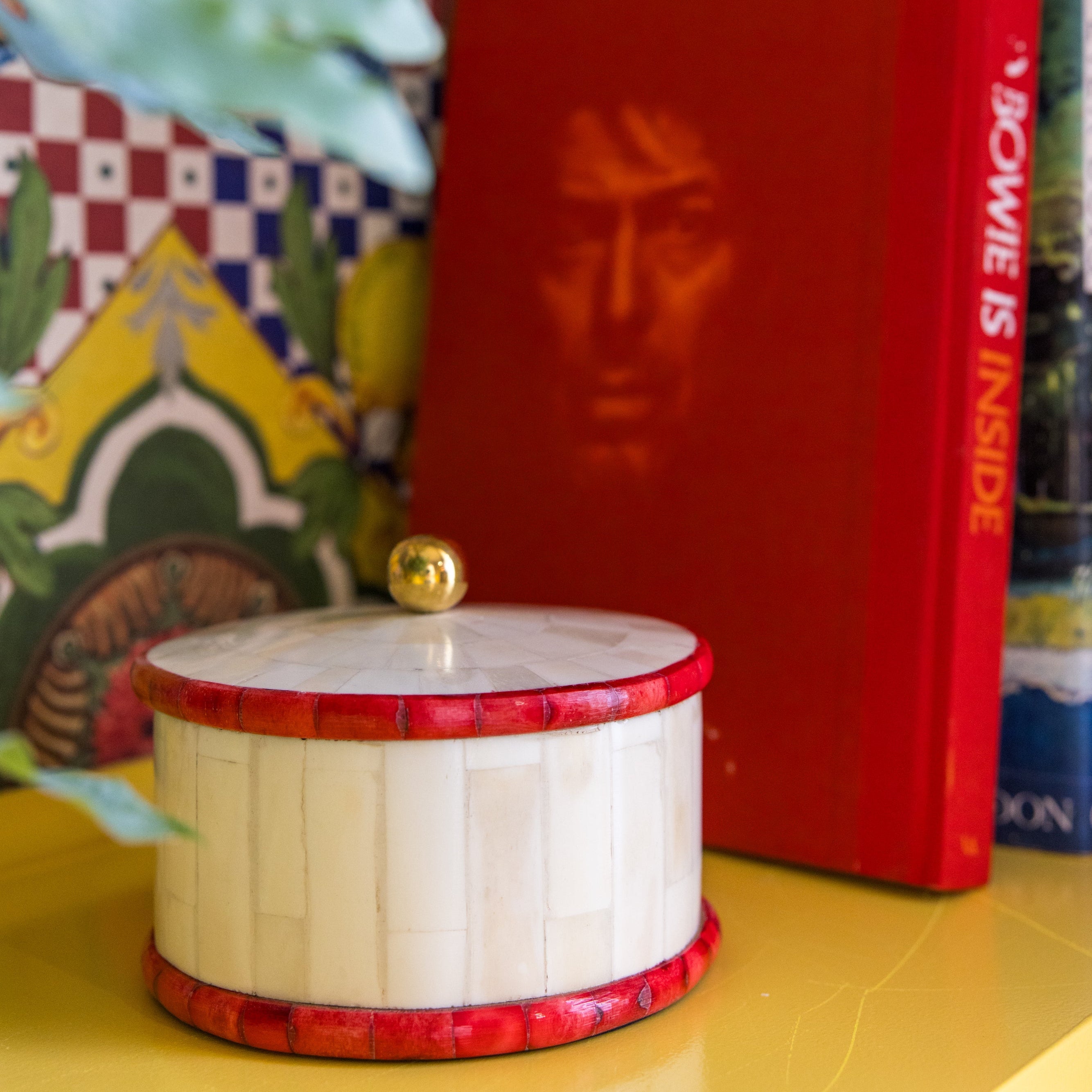 Round Bone Inlay Box | Red & White