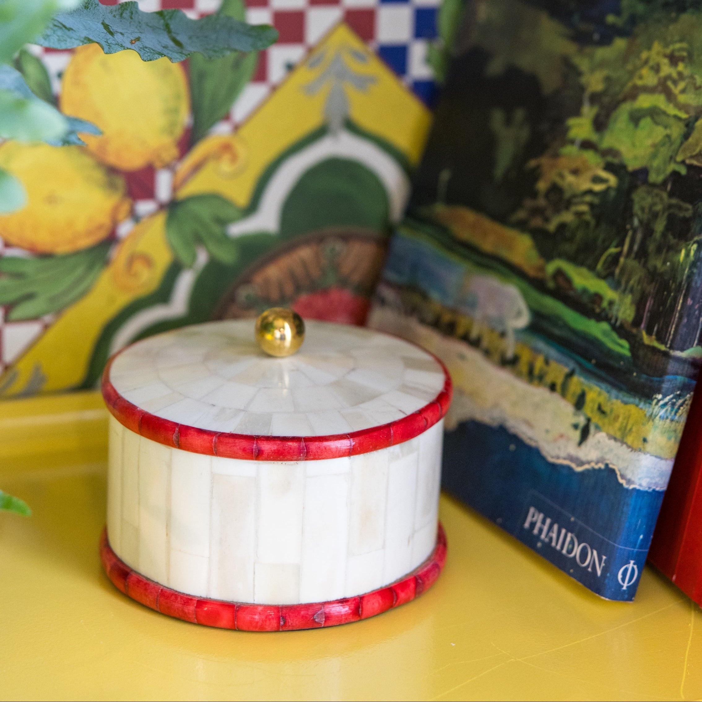 Round Bone Inlay Box | Red & White