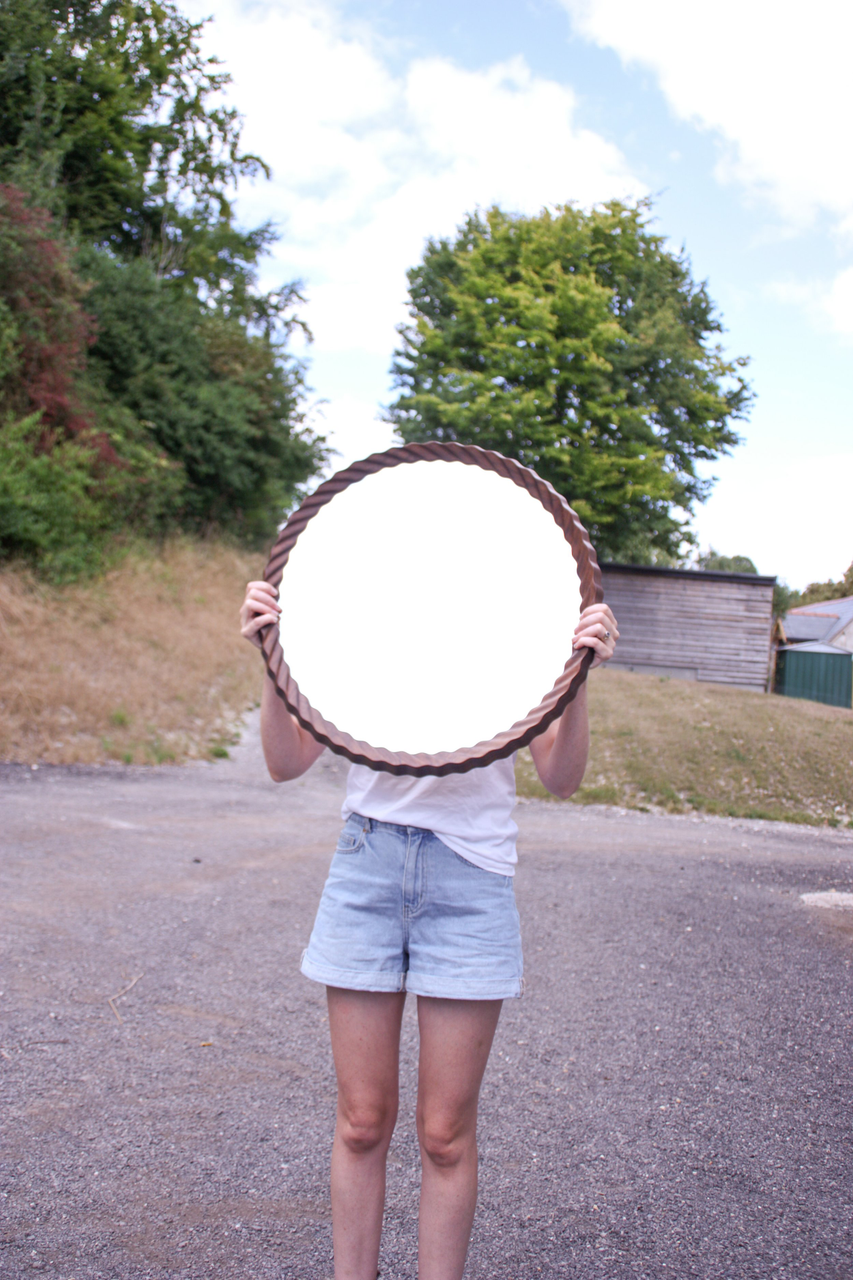 Kruller Midi Mirror - Walnut