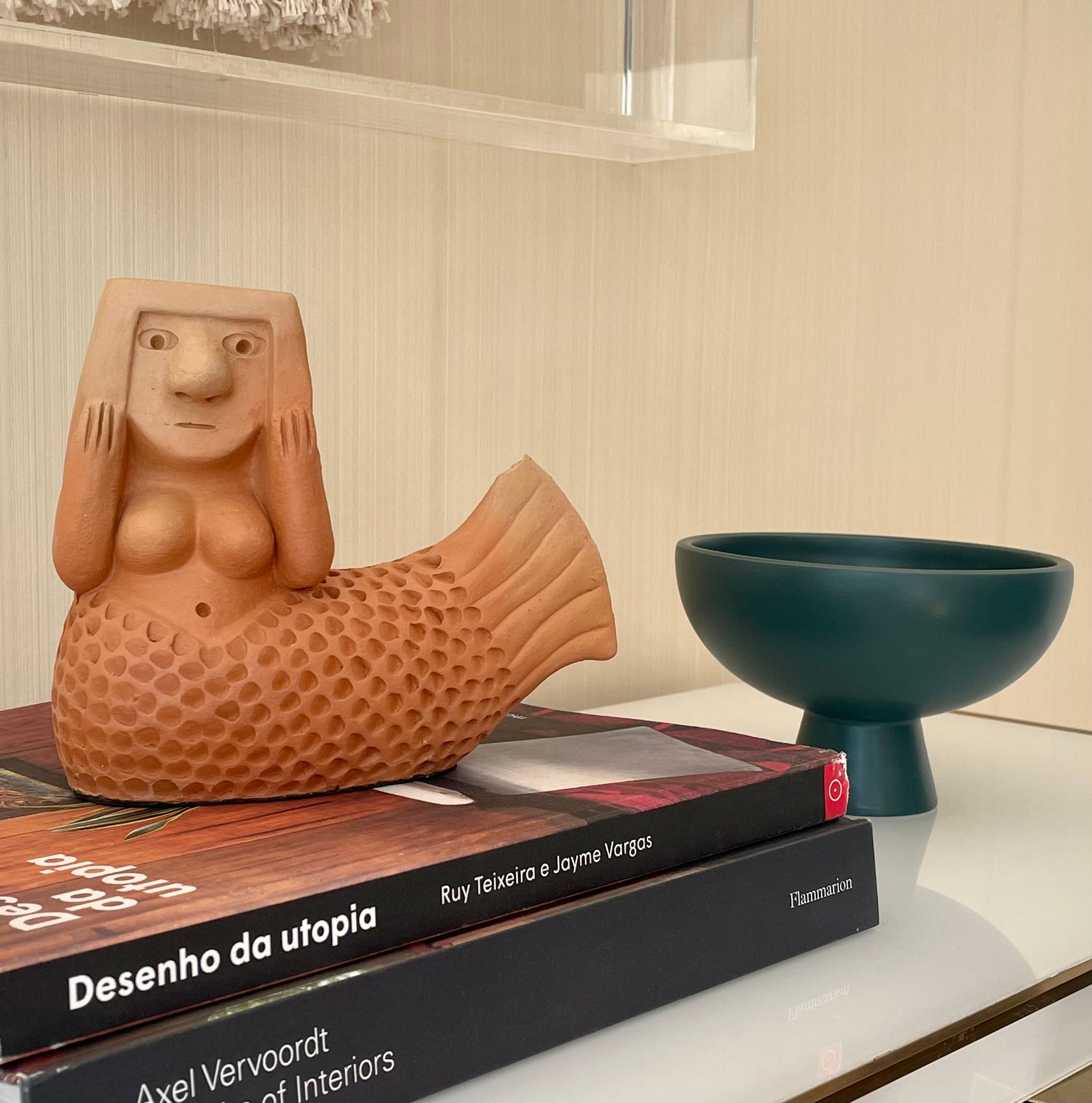 Mermaid Ceramic Sculpture by artist Mano de Bae