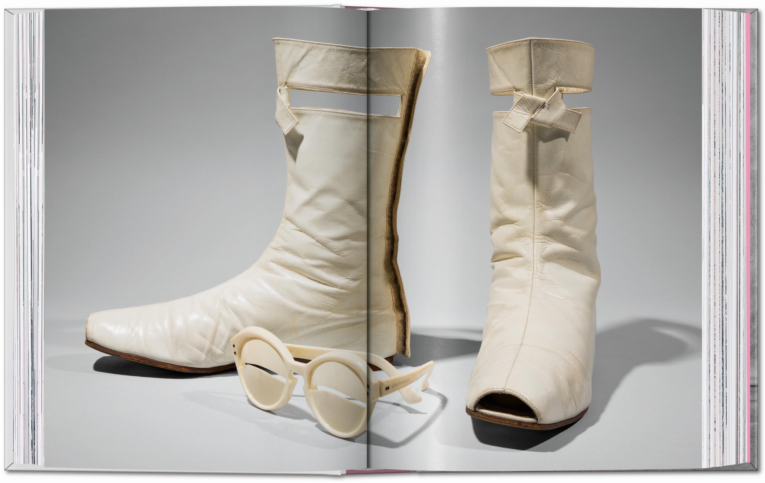 Shoes A-Z Book by TASCHEN