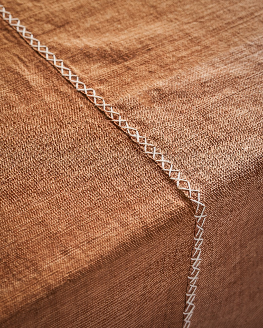 Acacia Tablecloth | Brown