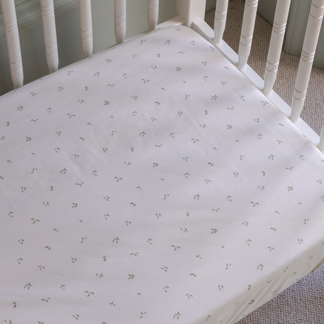 Organic Cotbed Fitted Sheet - Nettle Scatter