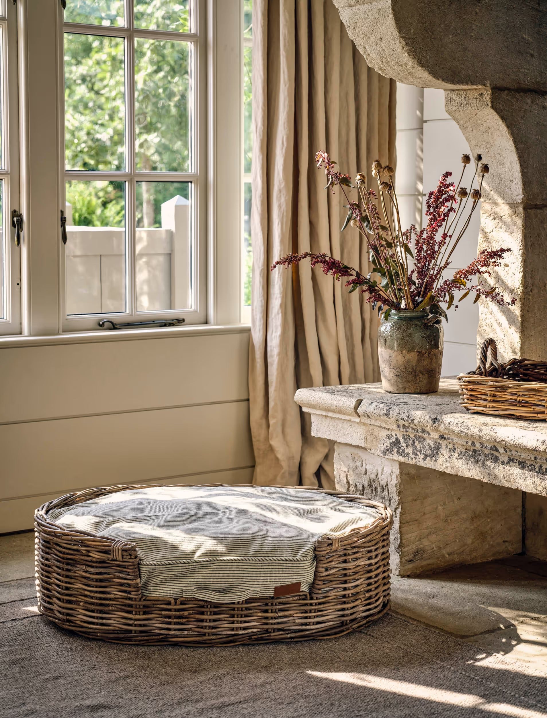 Bembridge Pet Bed