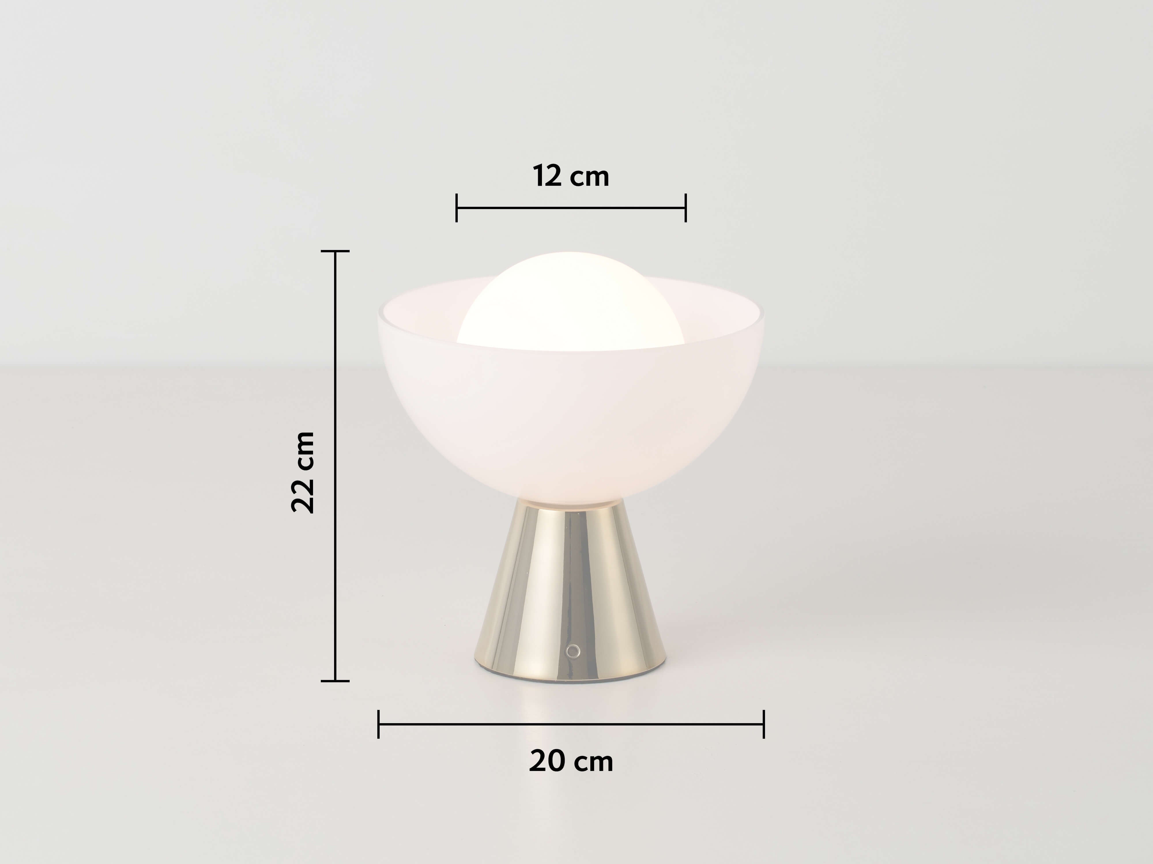 Brass dome cordless table lamp