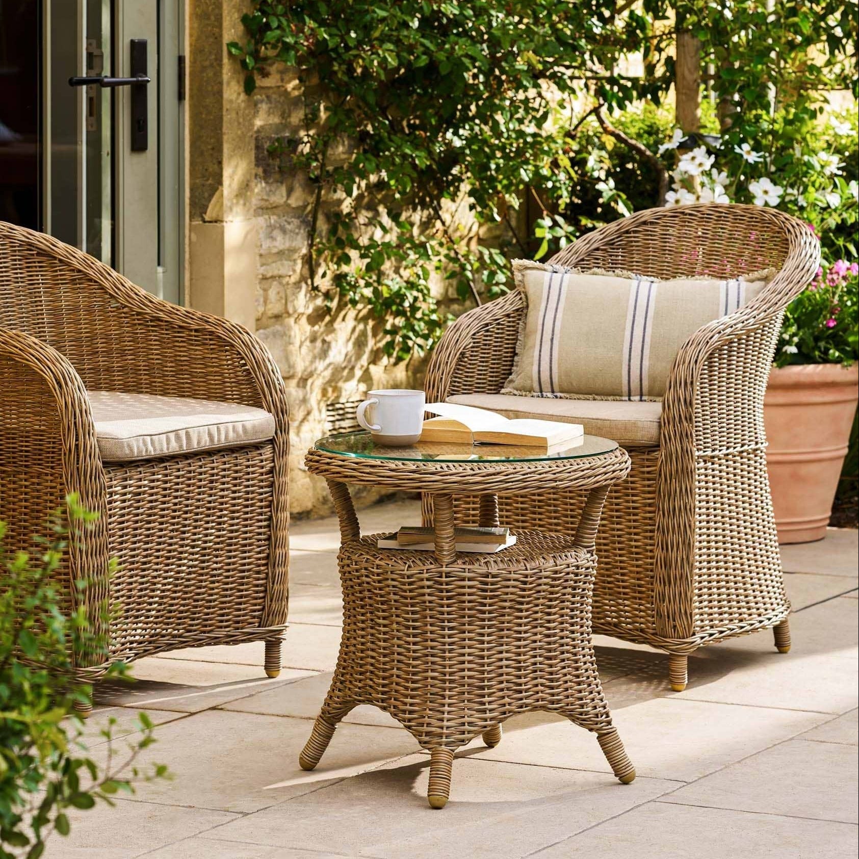 Brayford Chairs & Table Set | Natural
