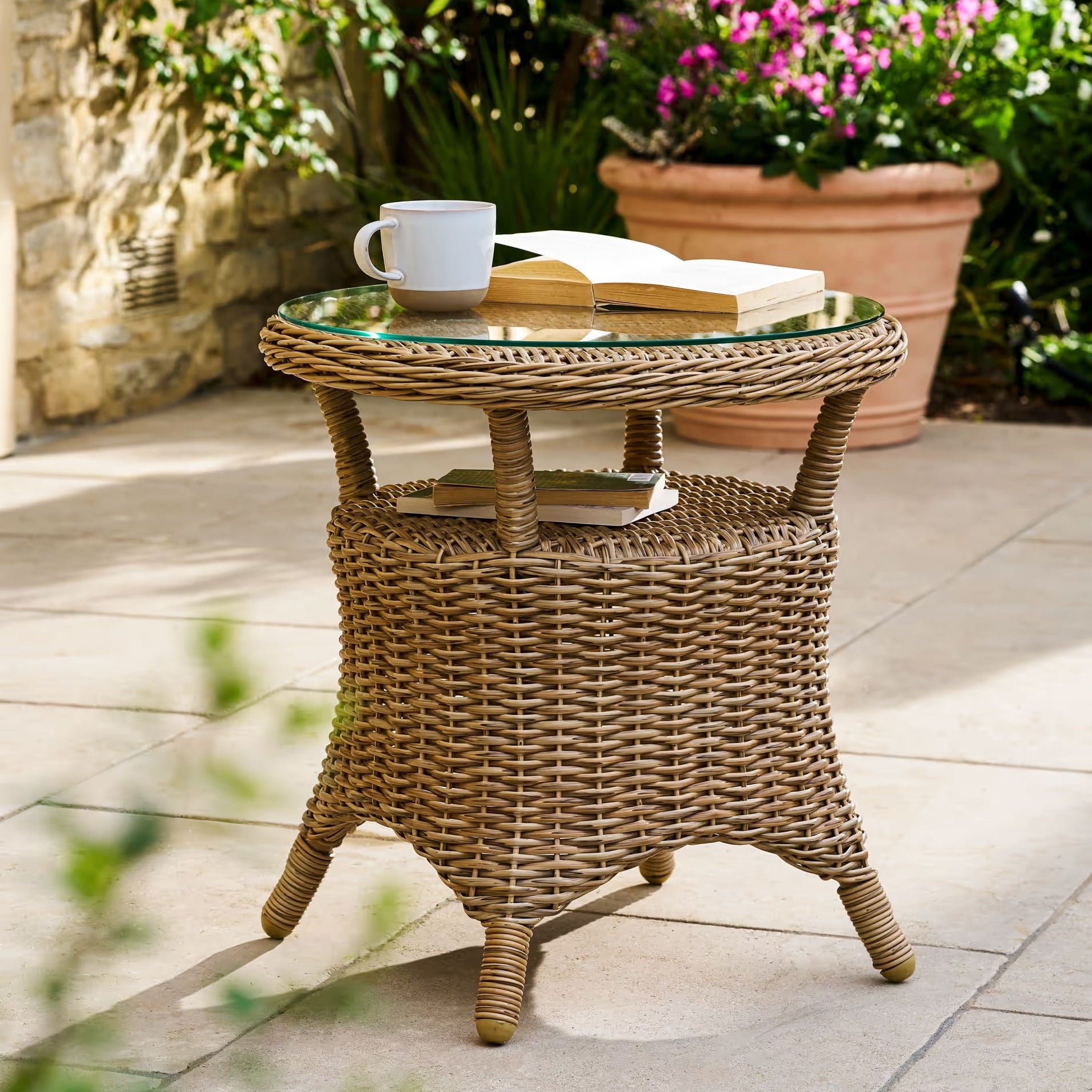 Brayford Chairs & Table Set | Natural