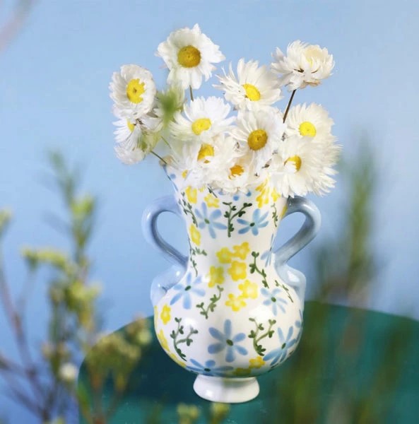 Daisy Bud Vase