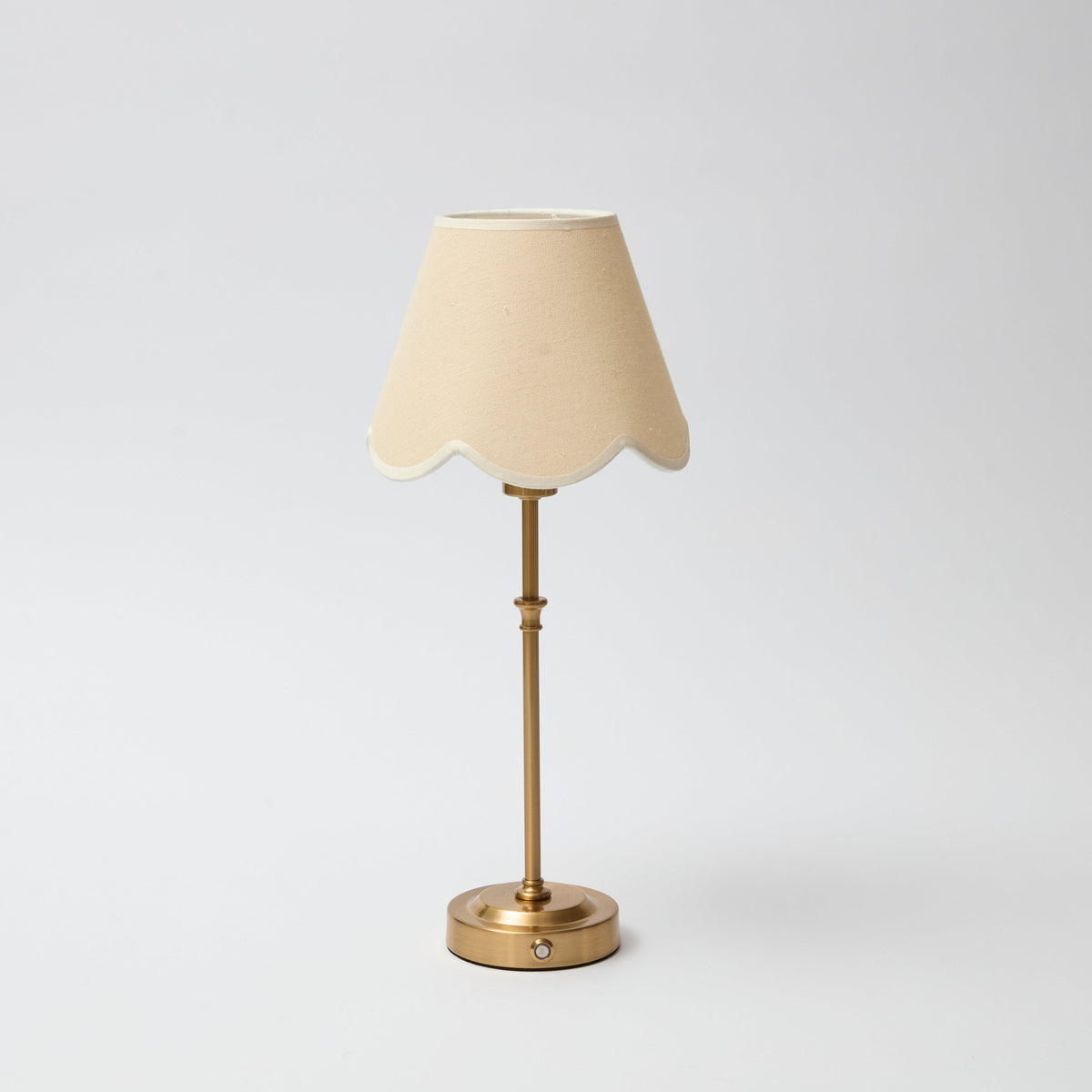 Lyla Lamp with Beige Scalloped Lampshade