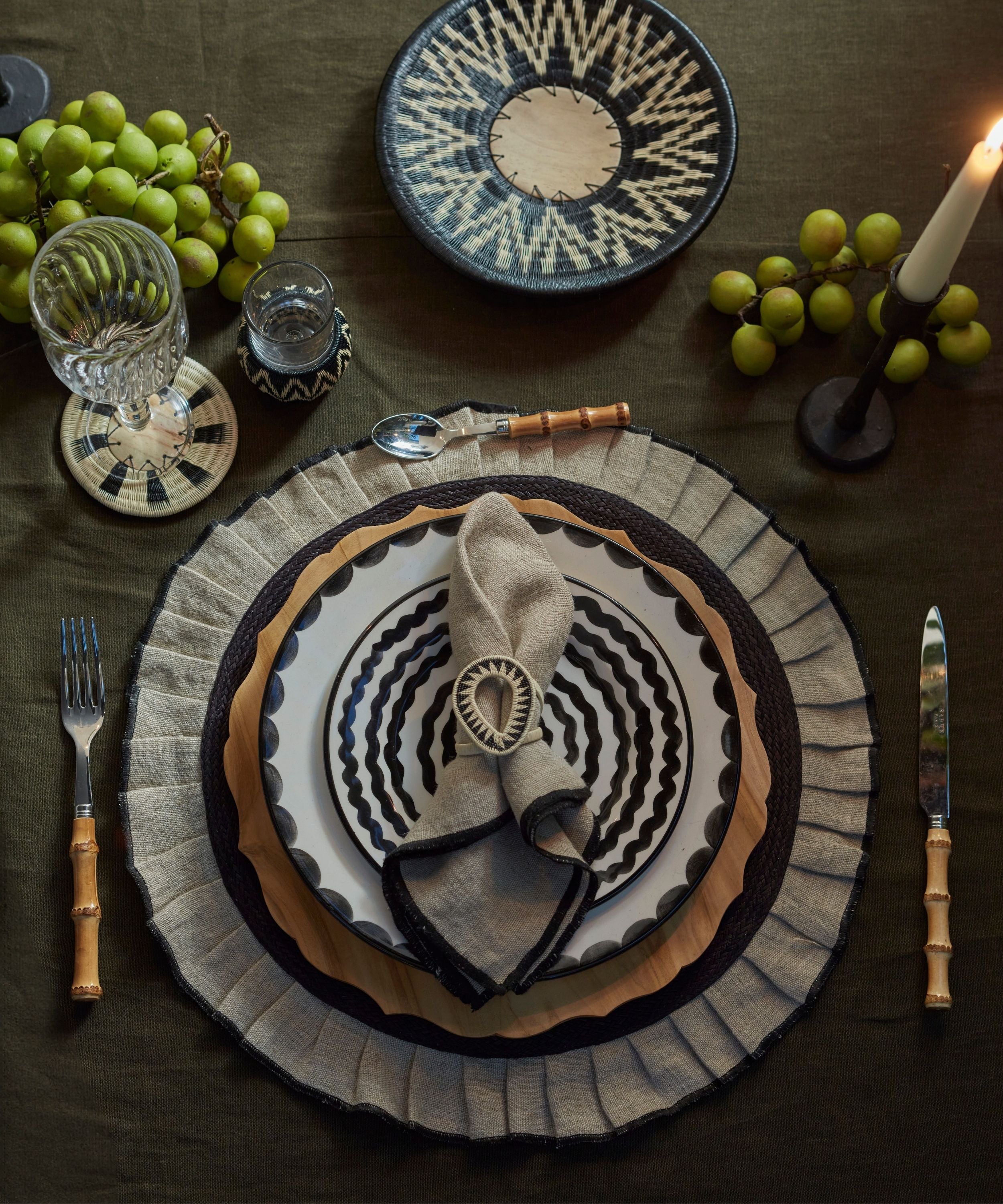 Gota Werregue Napkin Ring - Black