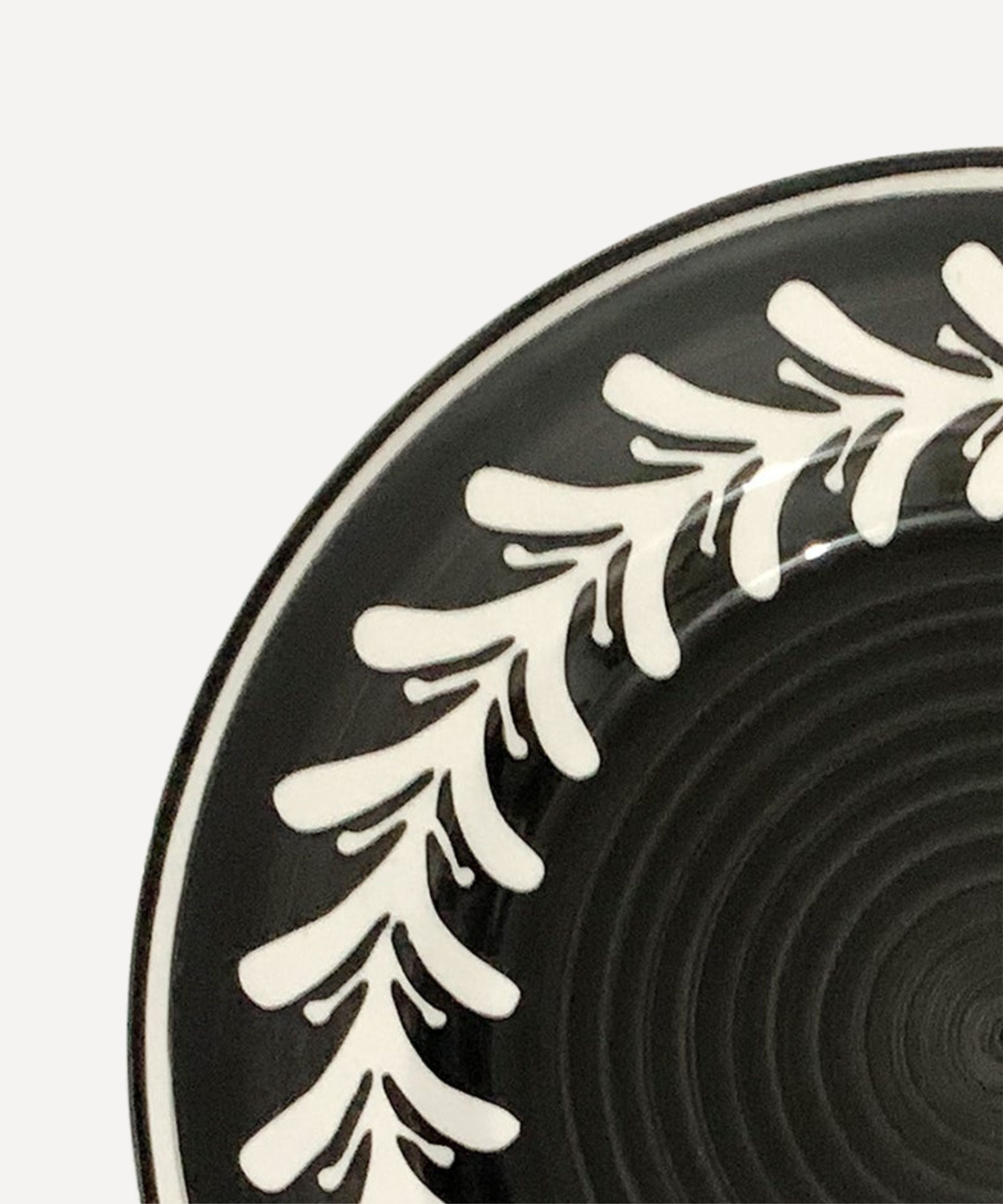 Side Plate -  Dark Helecho - Jet Black