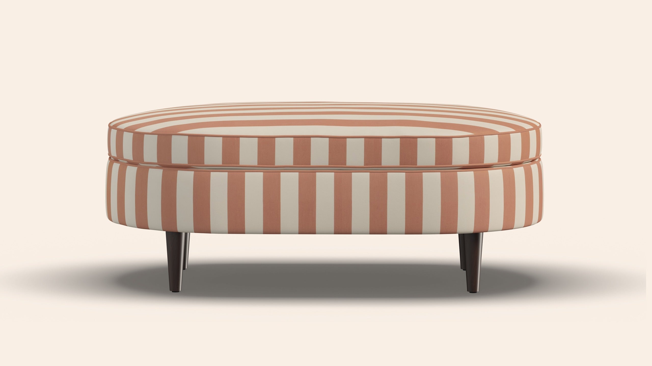 Carlotta Ottoman, Ginger
