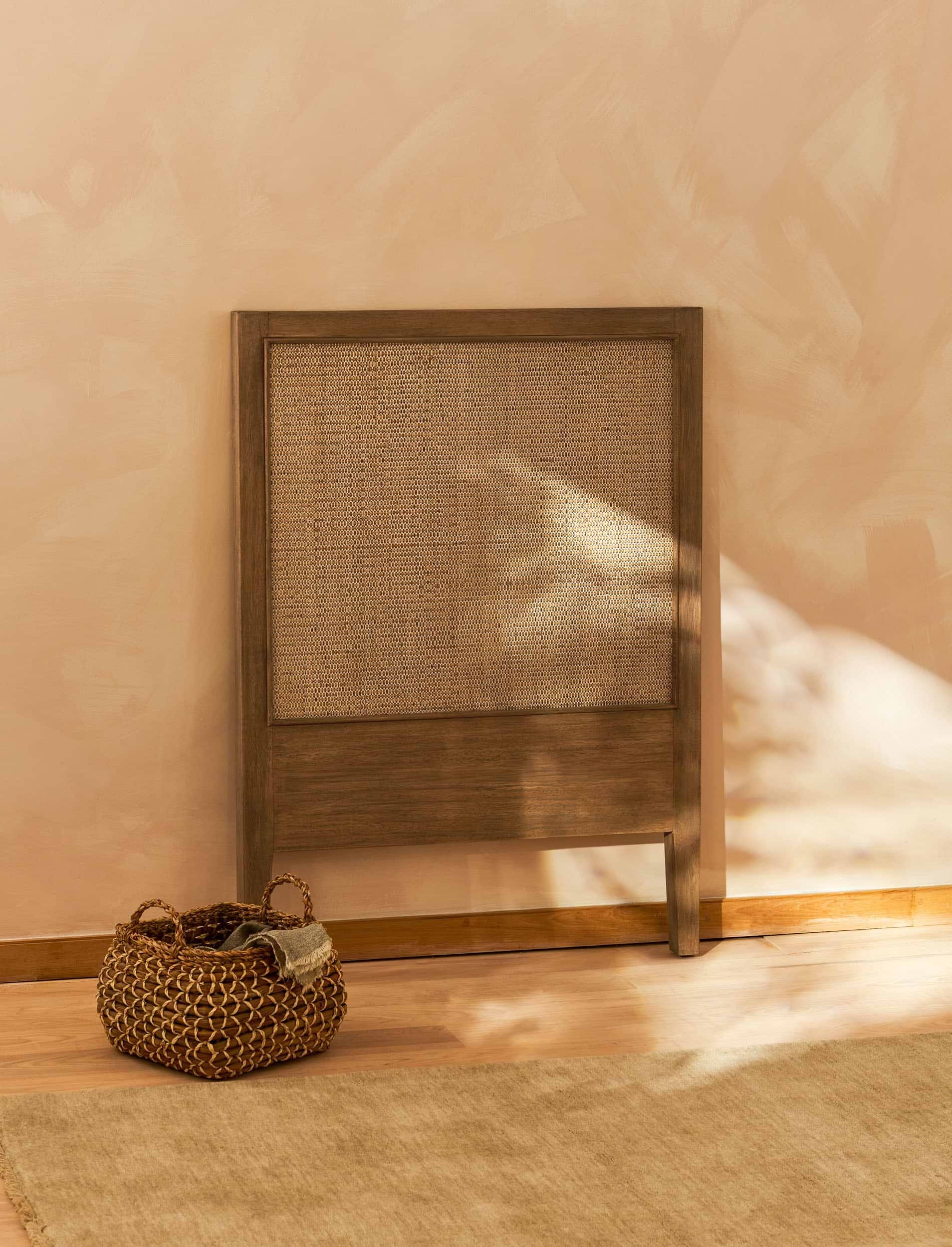 Chesterton Headboard