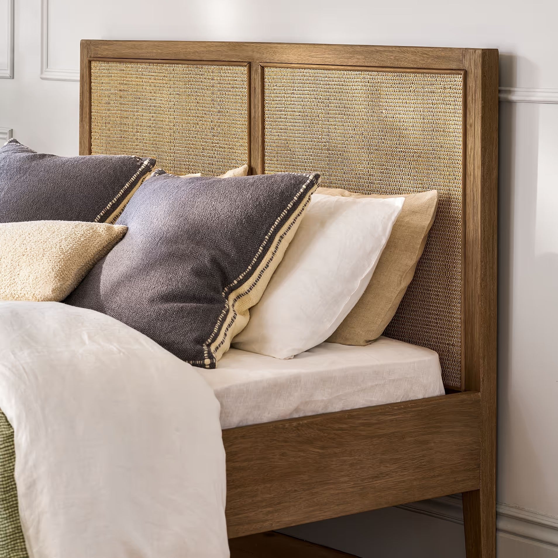 Chesterton Headboard