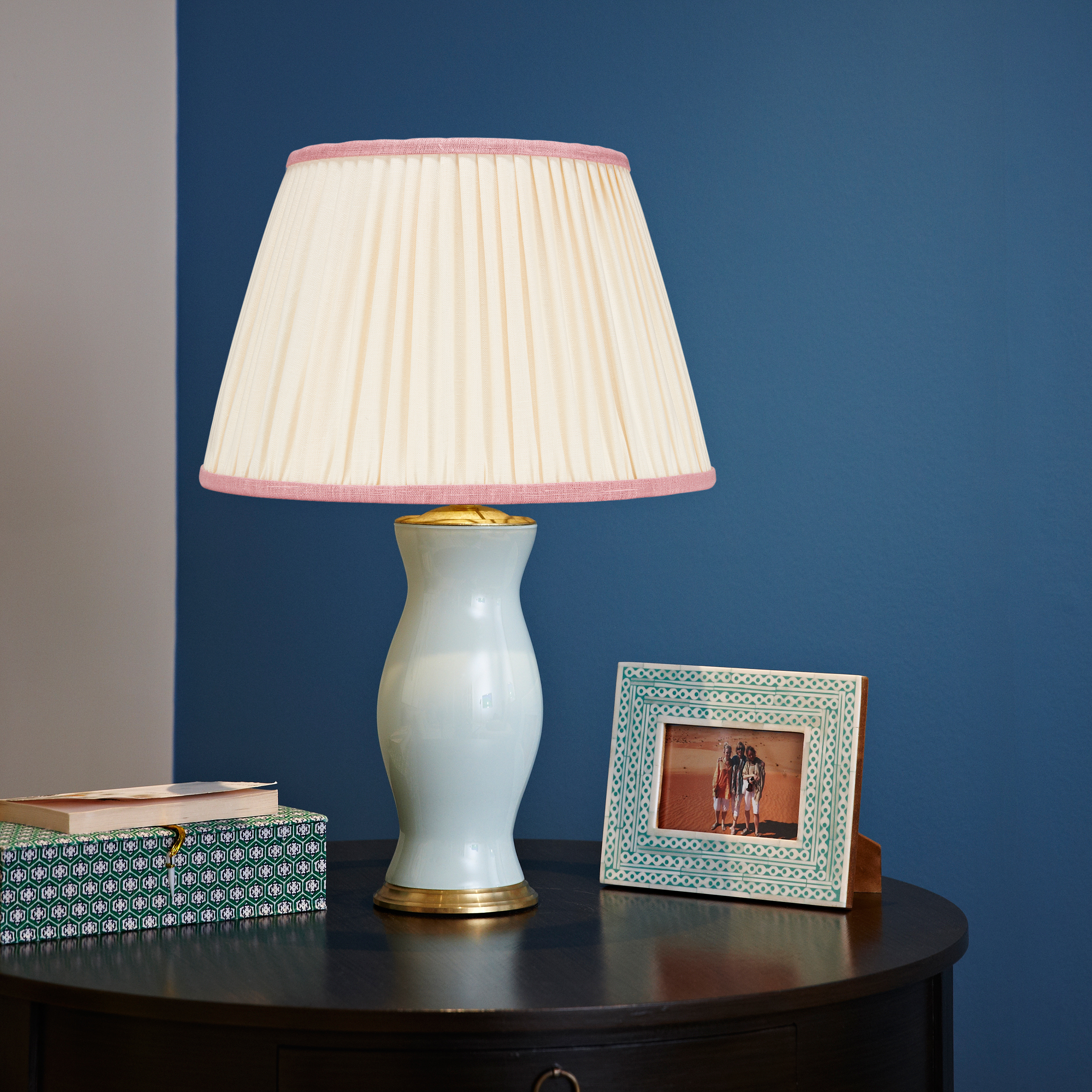 PLEATED IVORY LINEN  LAMPSHADE WITH COLOURED TRIM