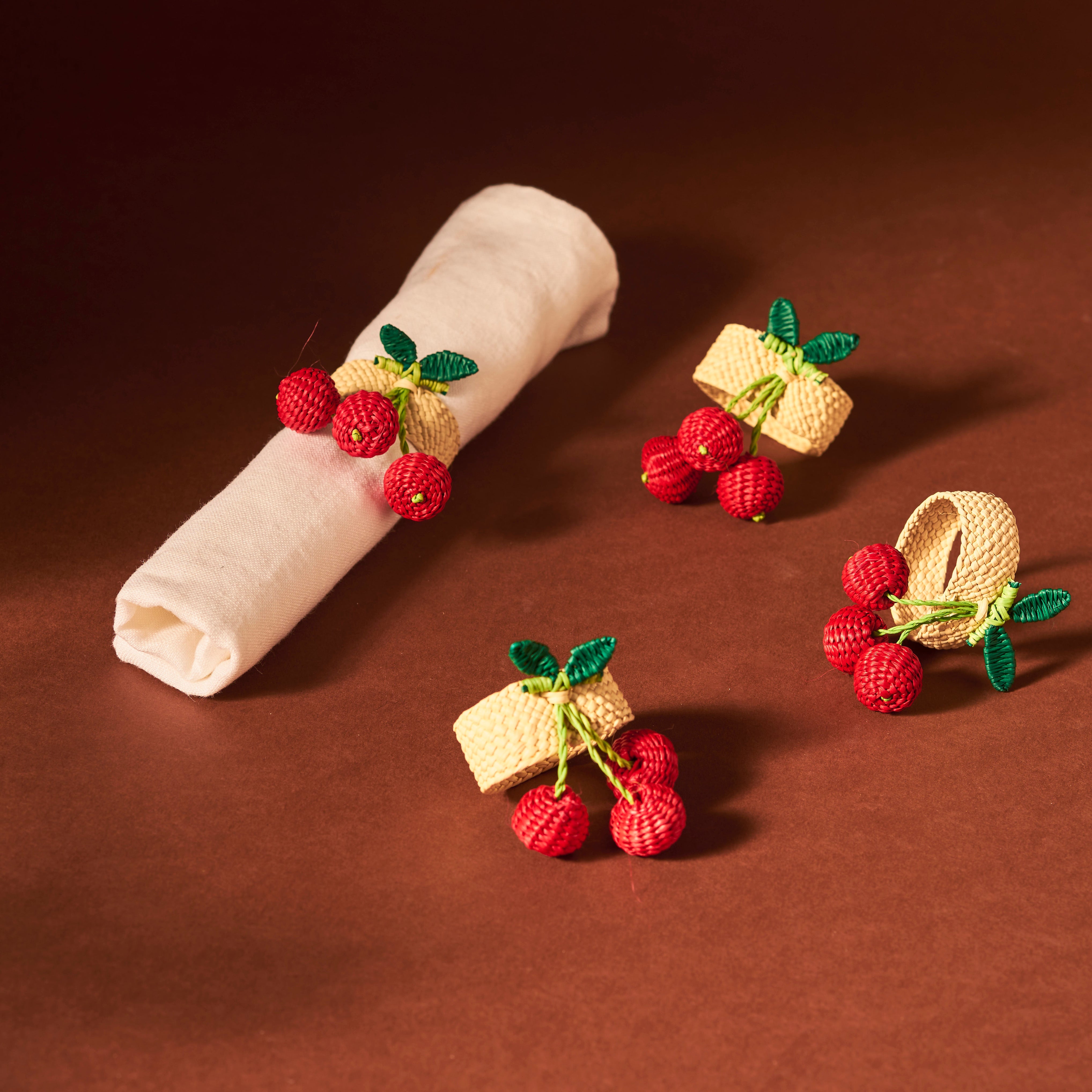 Palmito Cherry Napkin Rings (Set of 4)