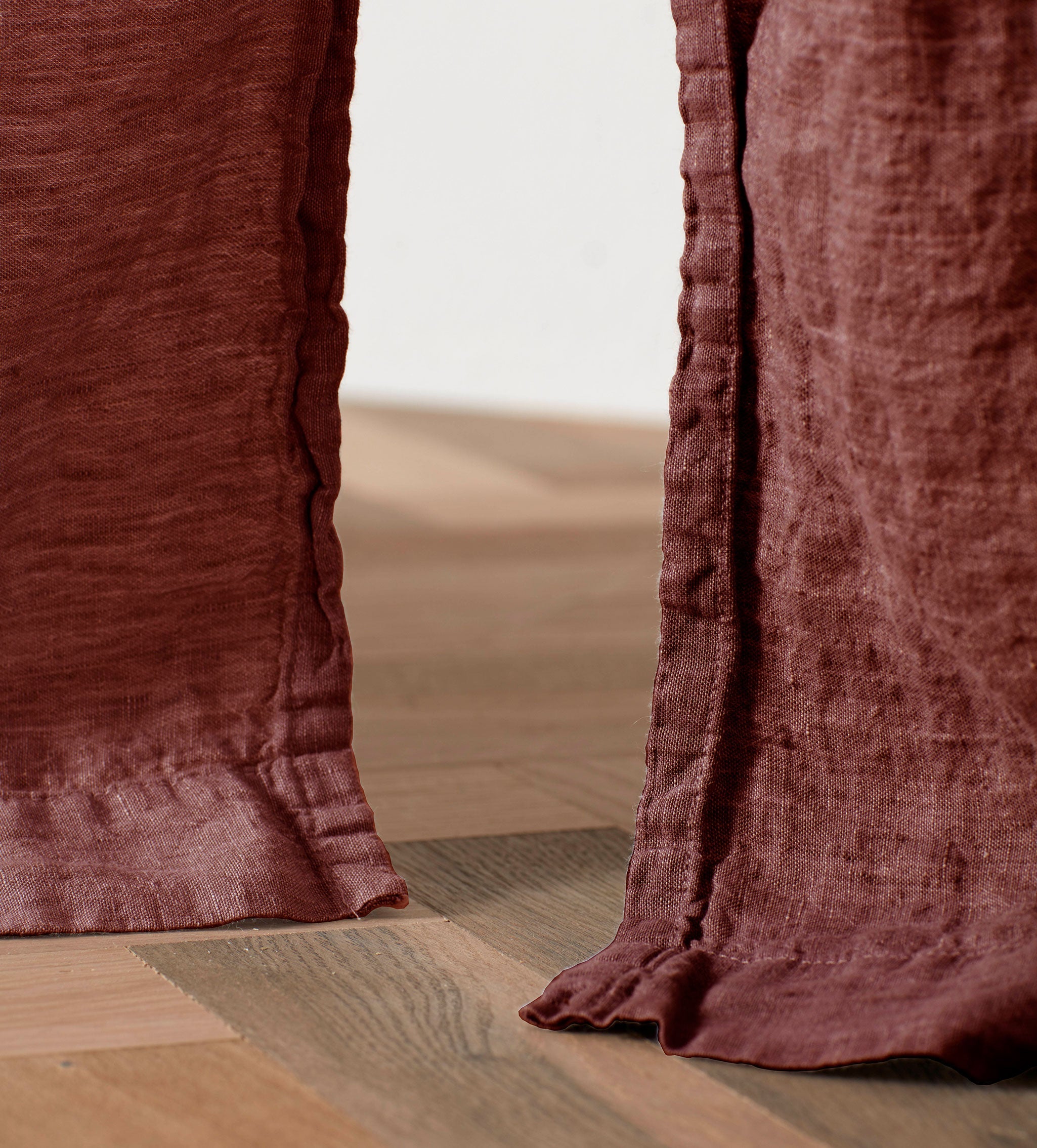 Conker 100% Linen Loop Top Curtain (Single)
