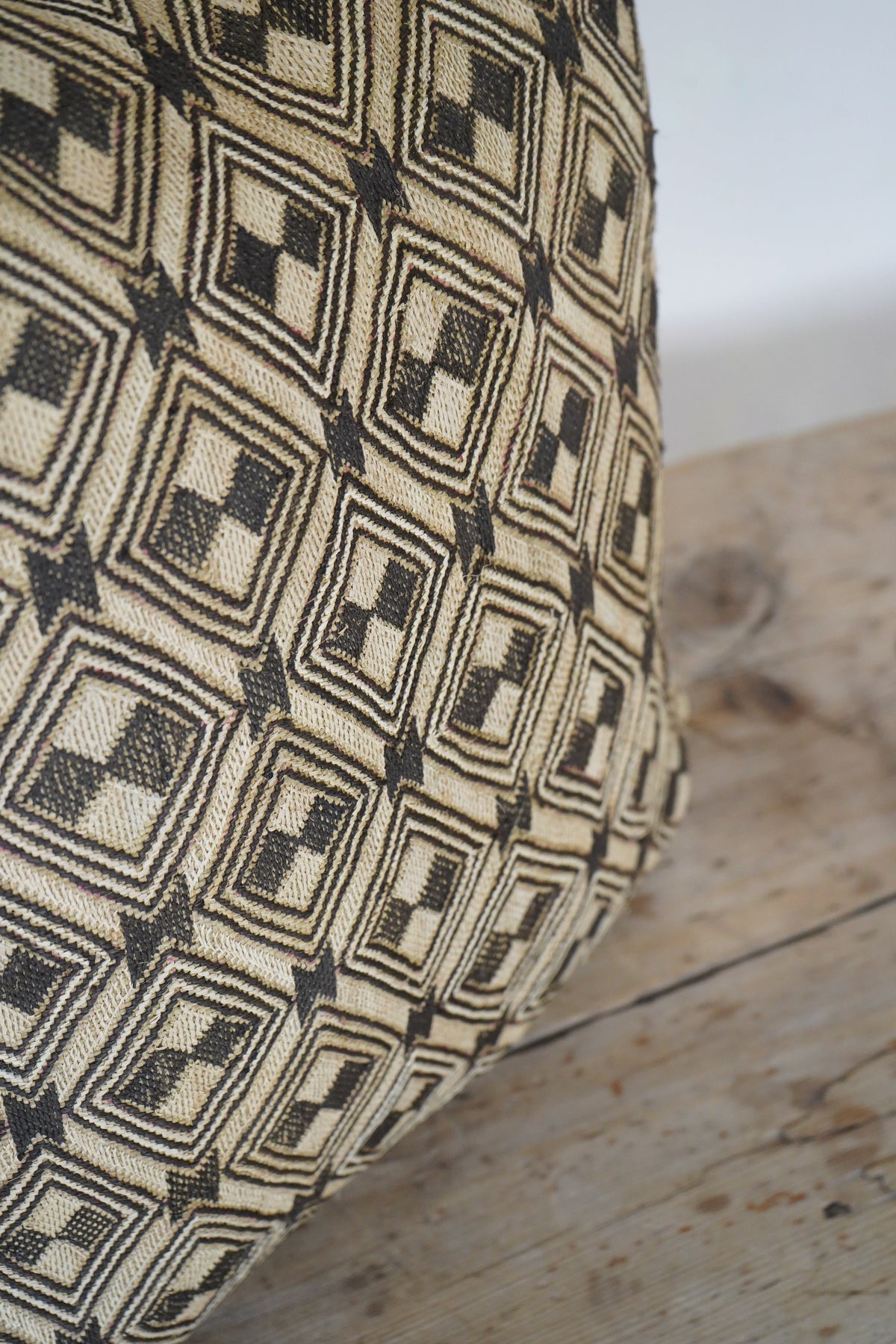 Kuba Cushion