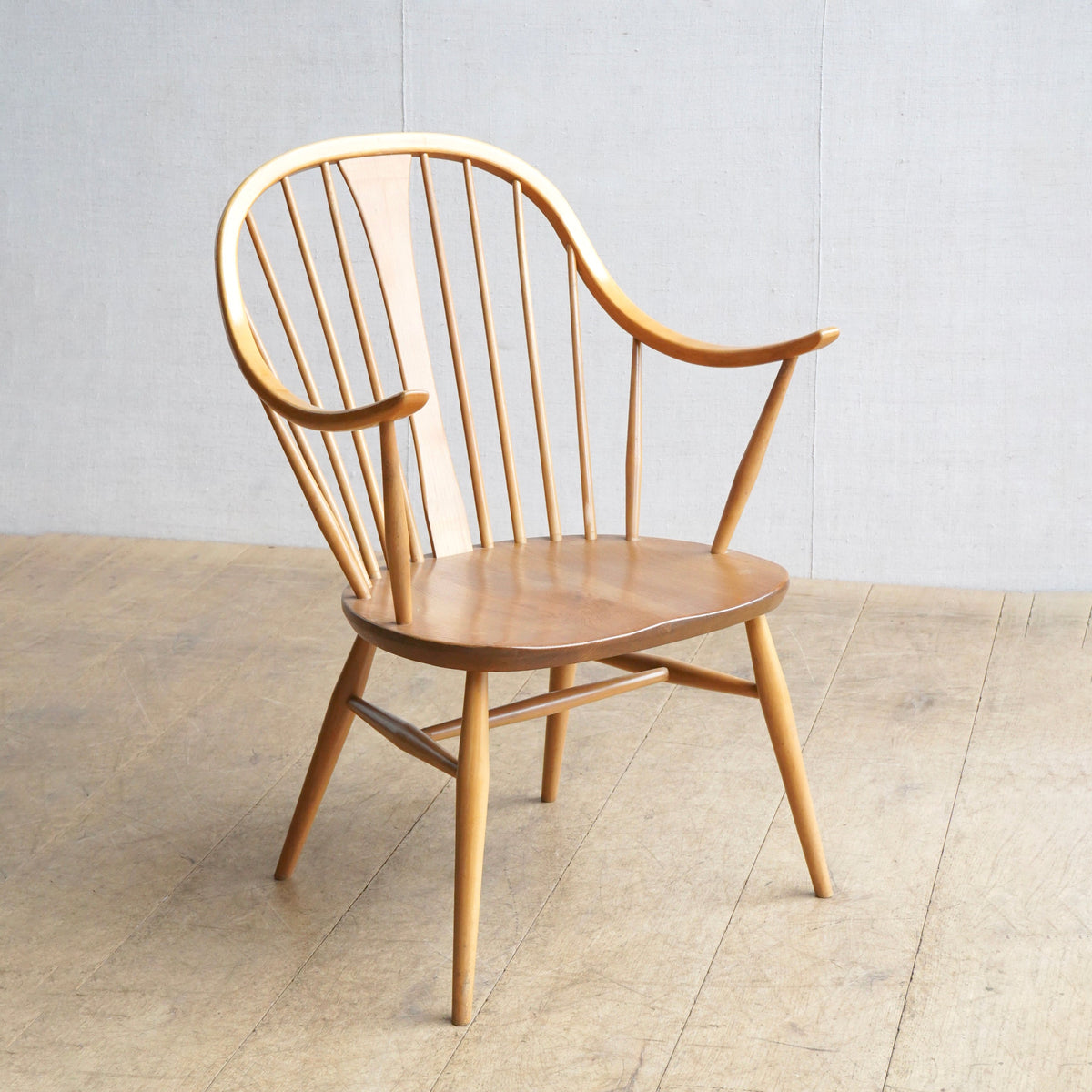 Ercol 524 Armchair