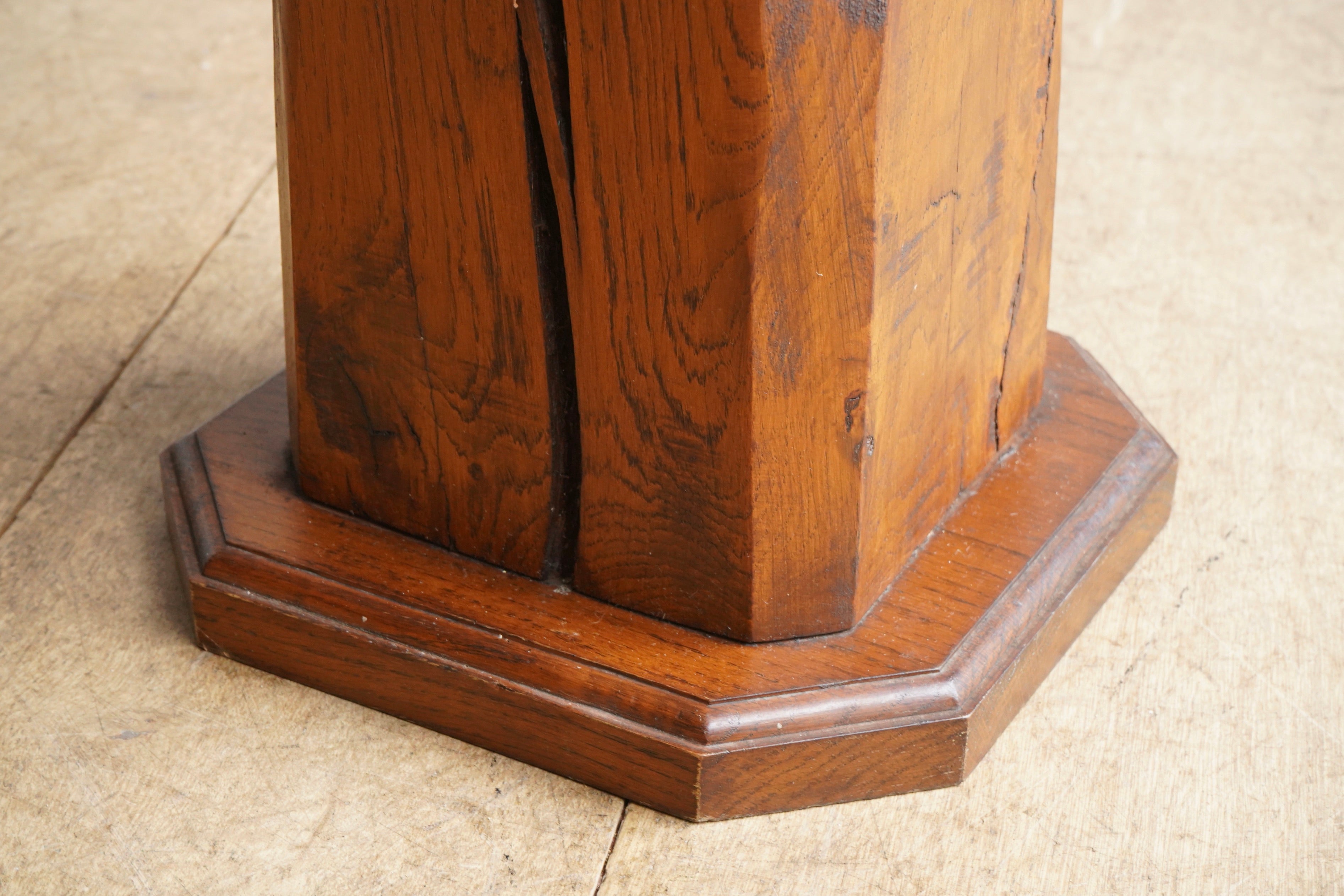 Oak Corkscrew Plinth