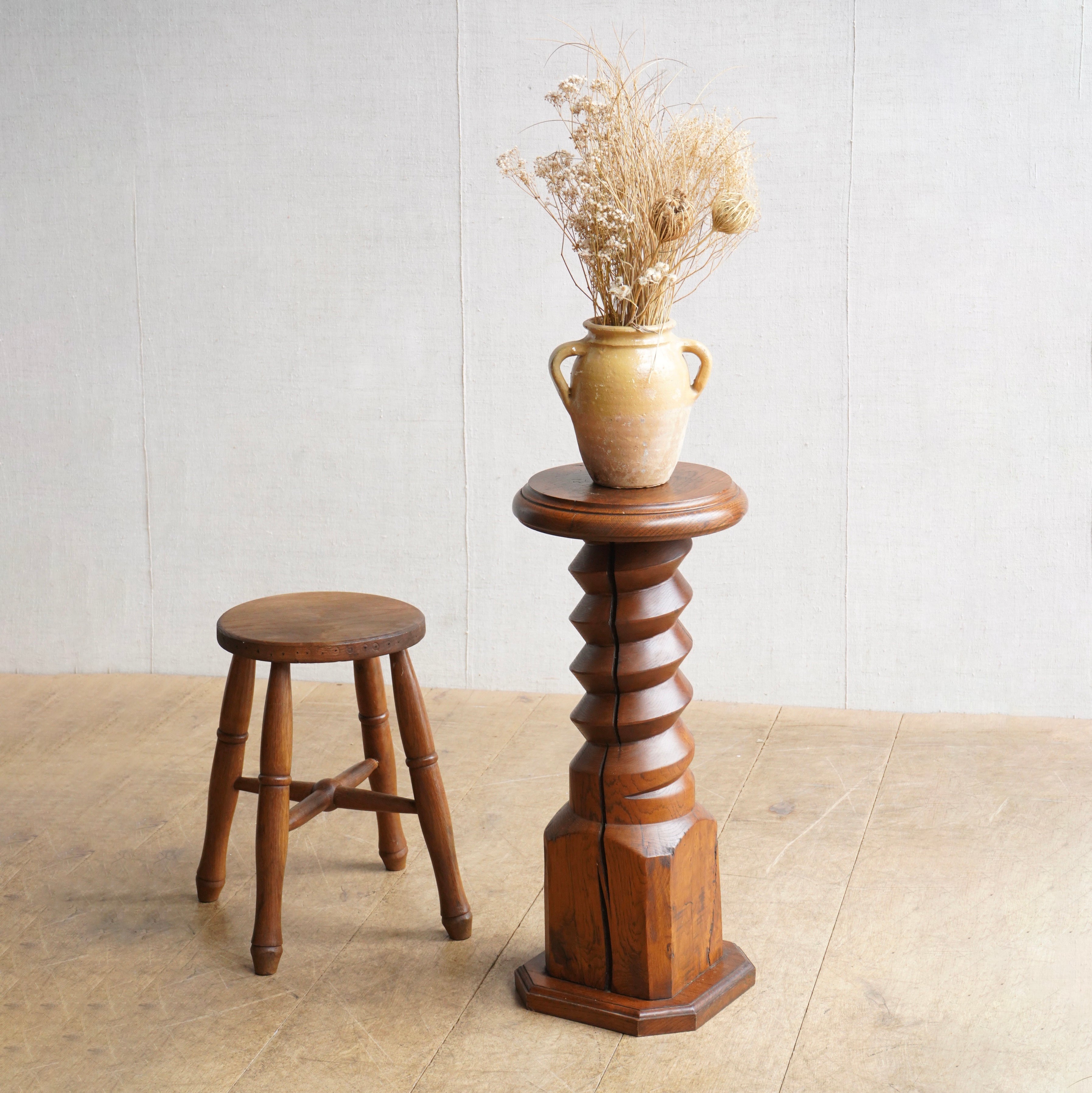 Oak Corkscrew Plinth