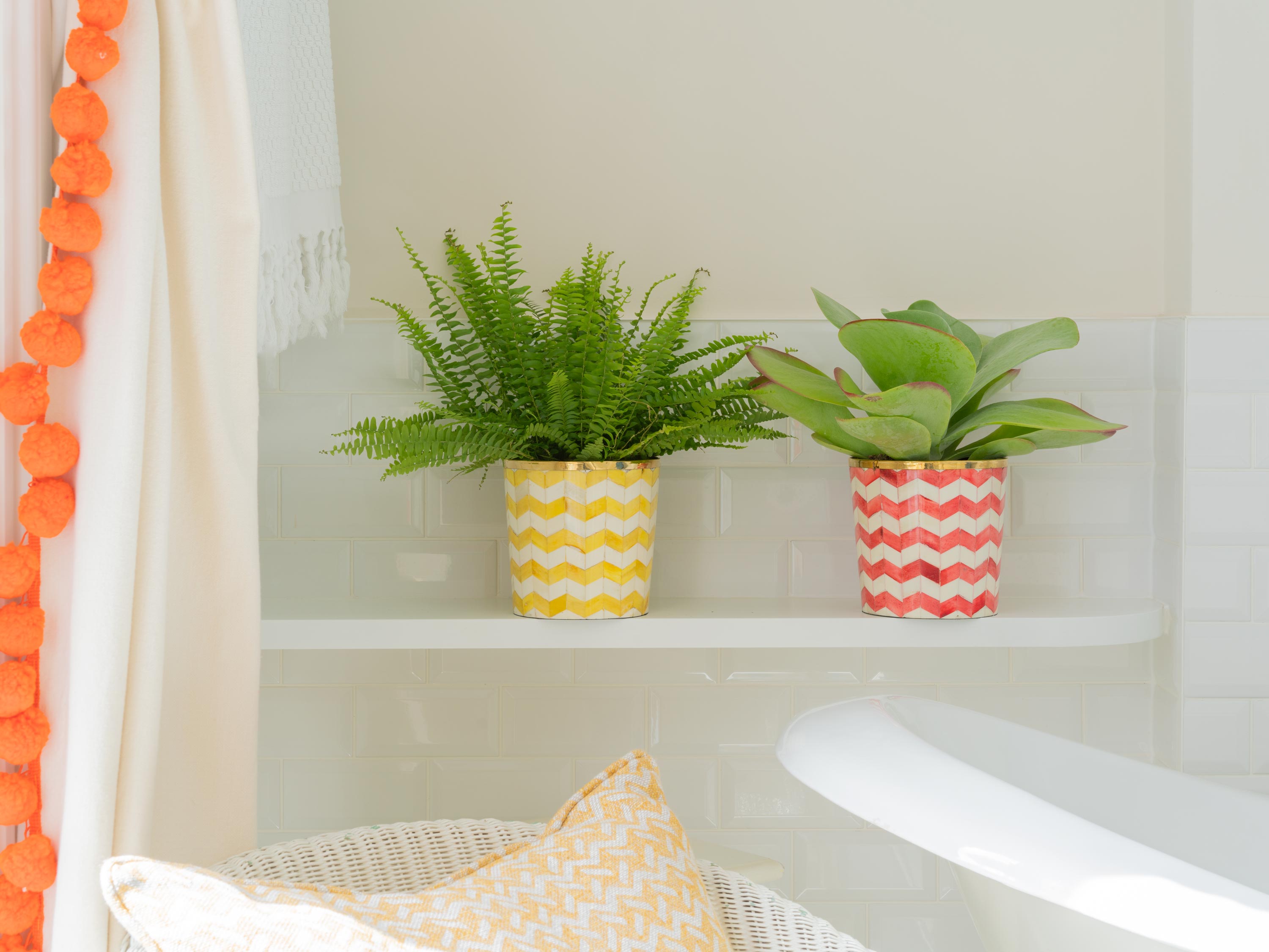 Round Inlay Planter | Medium | Red | Chevron