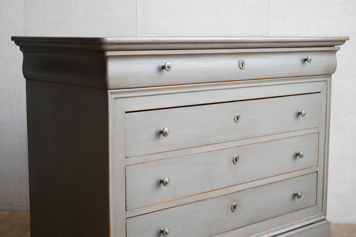 French Oak Chest of Drawers