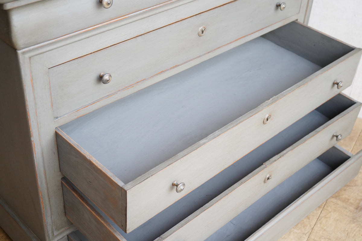French Oak Chest of Drawers