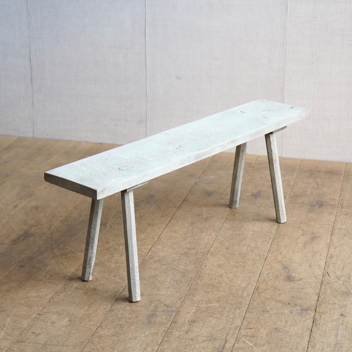 Folky Bench