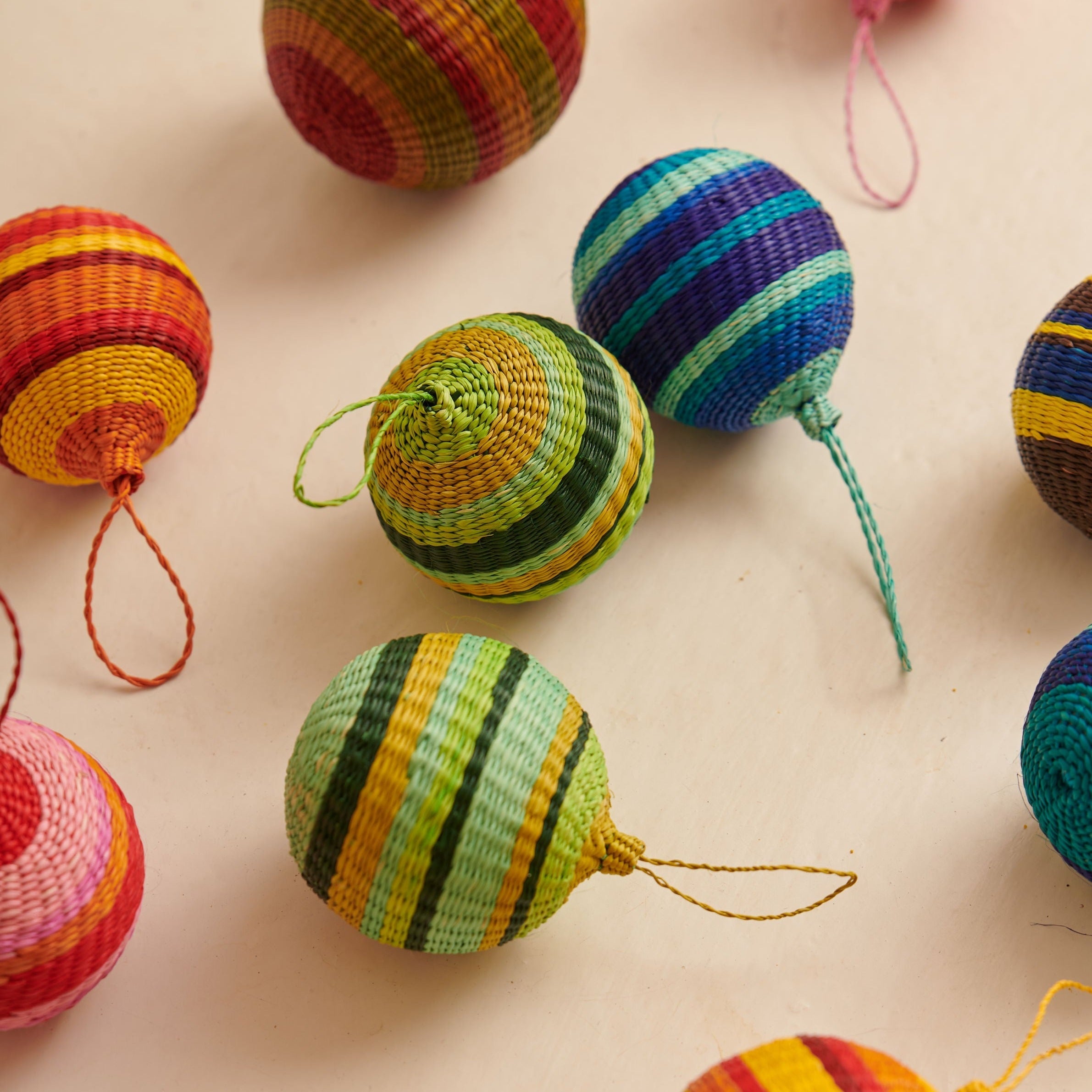 Palmito Woven Baubles (Set of 4)