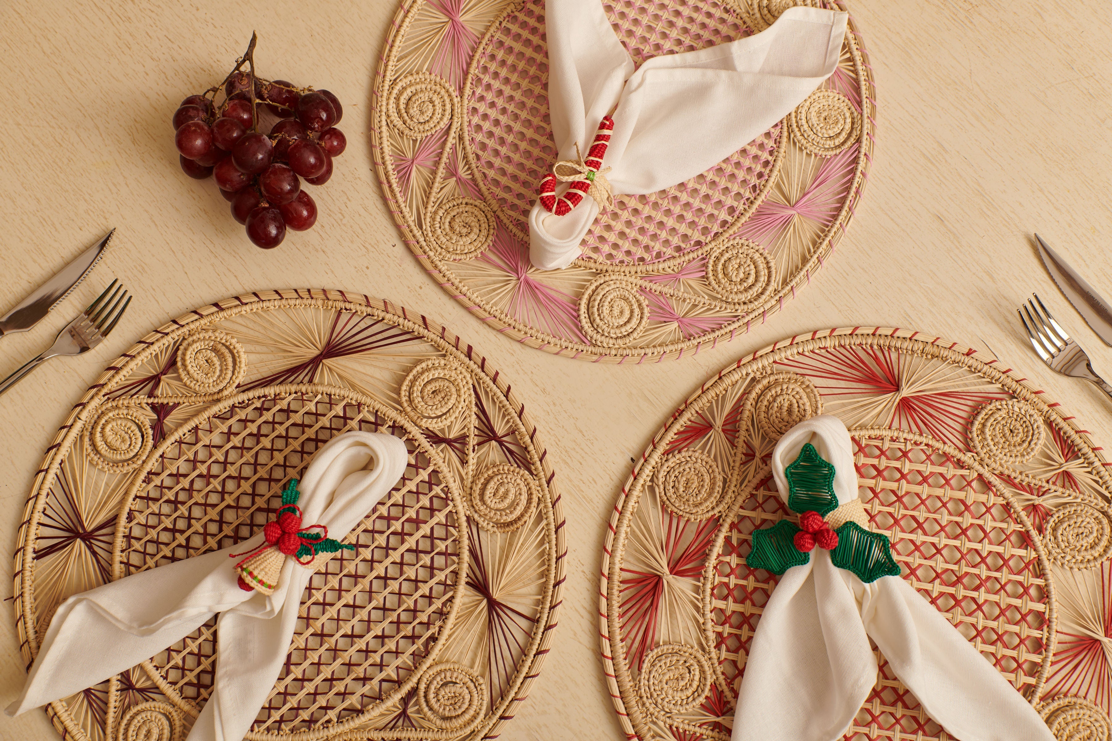 Palmito Woven Candy Cane Napkin Rings (Set of 4)