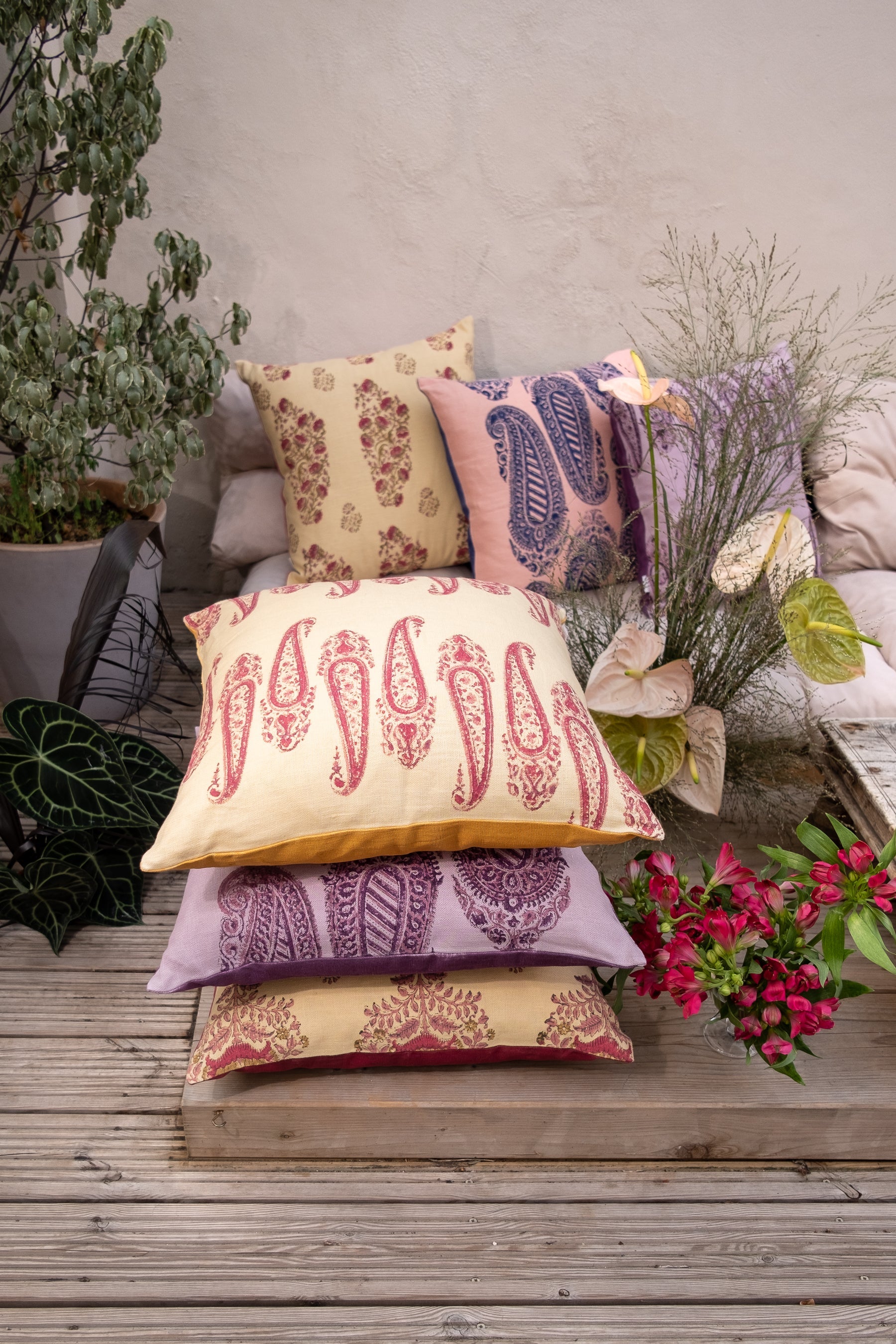 Ekani Linen Cushion