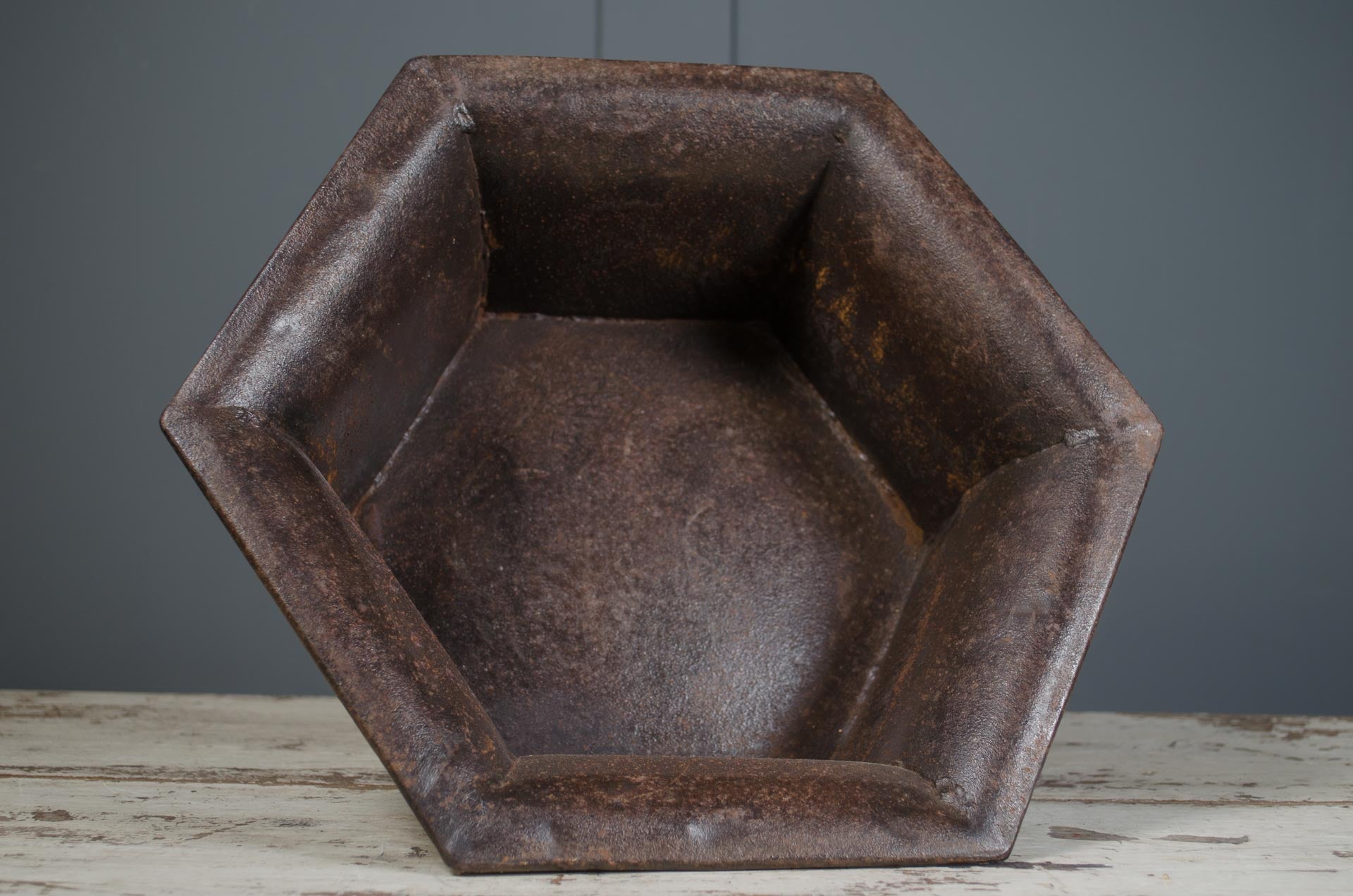 Reclaimed iron pots