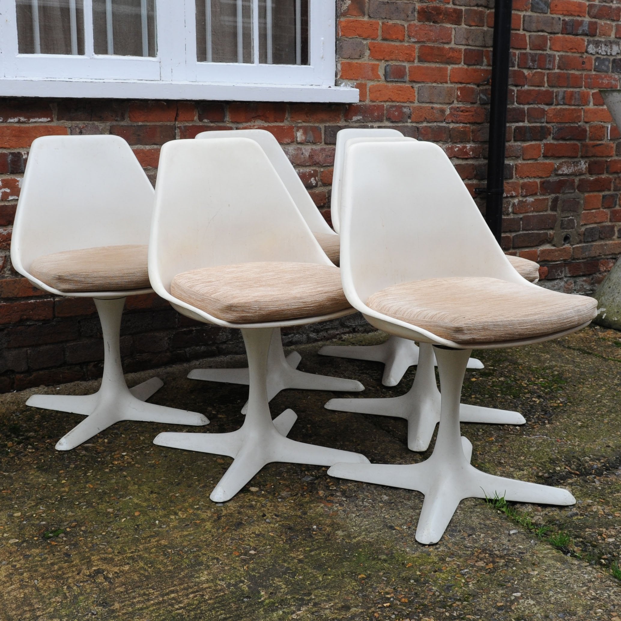 103 Aluminium Tulip Chairs by Maurice Burke for Arkana, 1960s, Set of 6