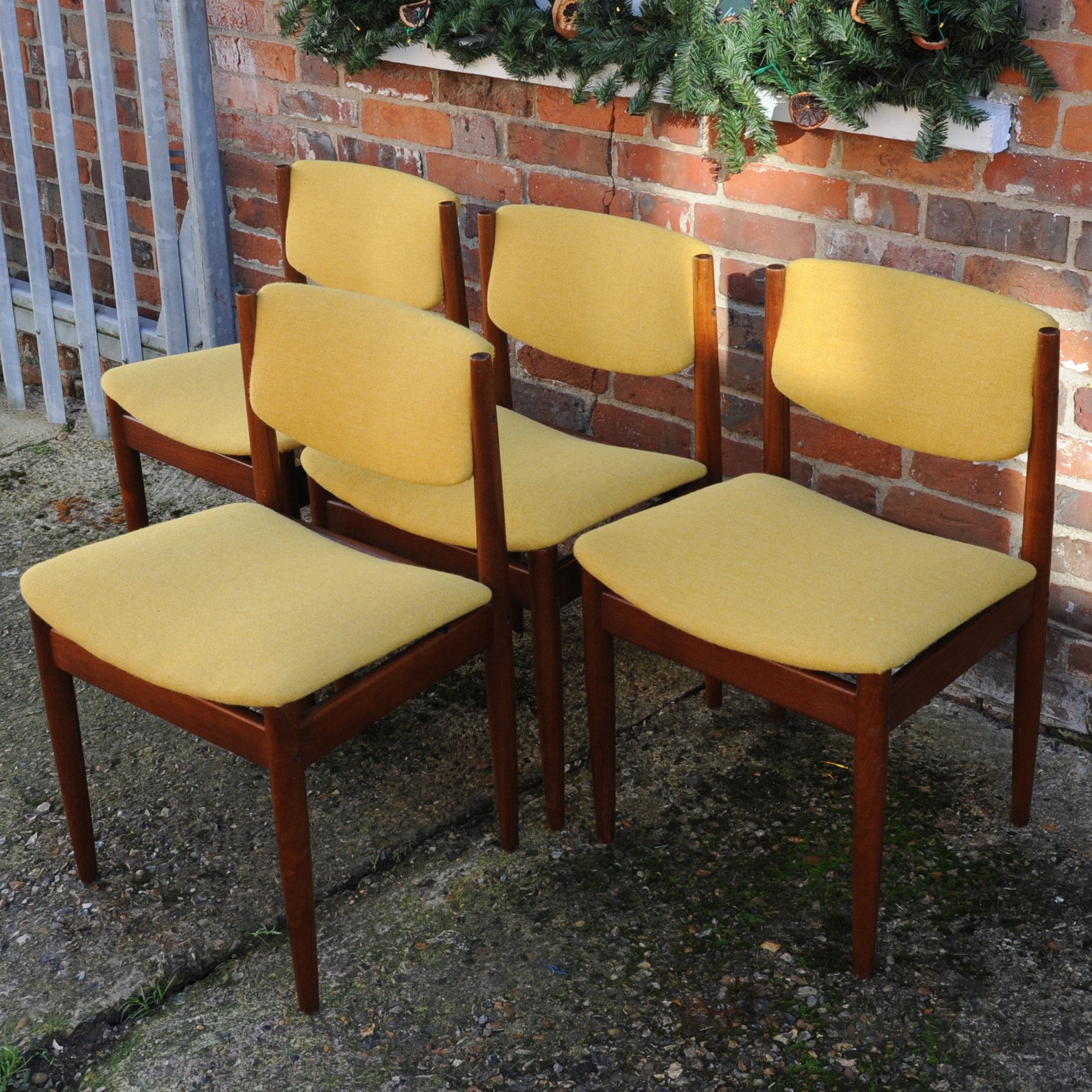 Set of 4 Vintage Danish Dining Chairs by Finn Juhl for France & Søn, 1960s