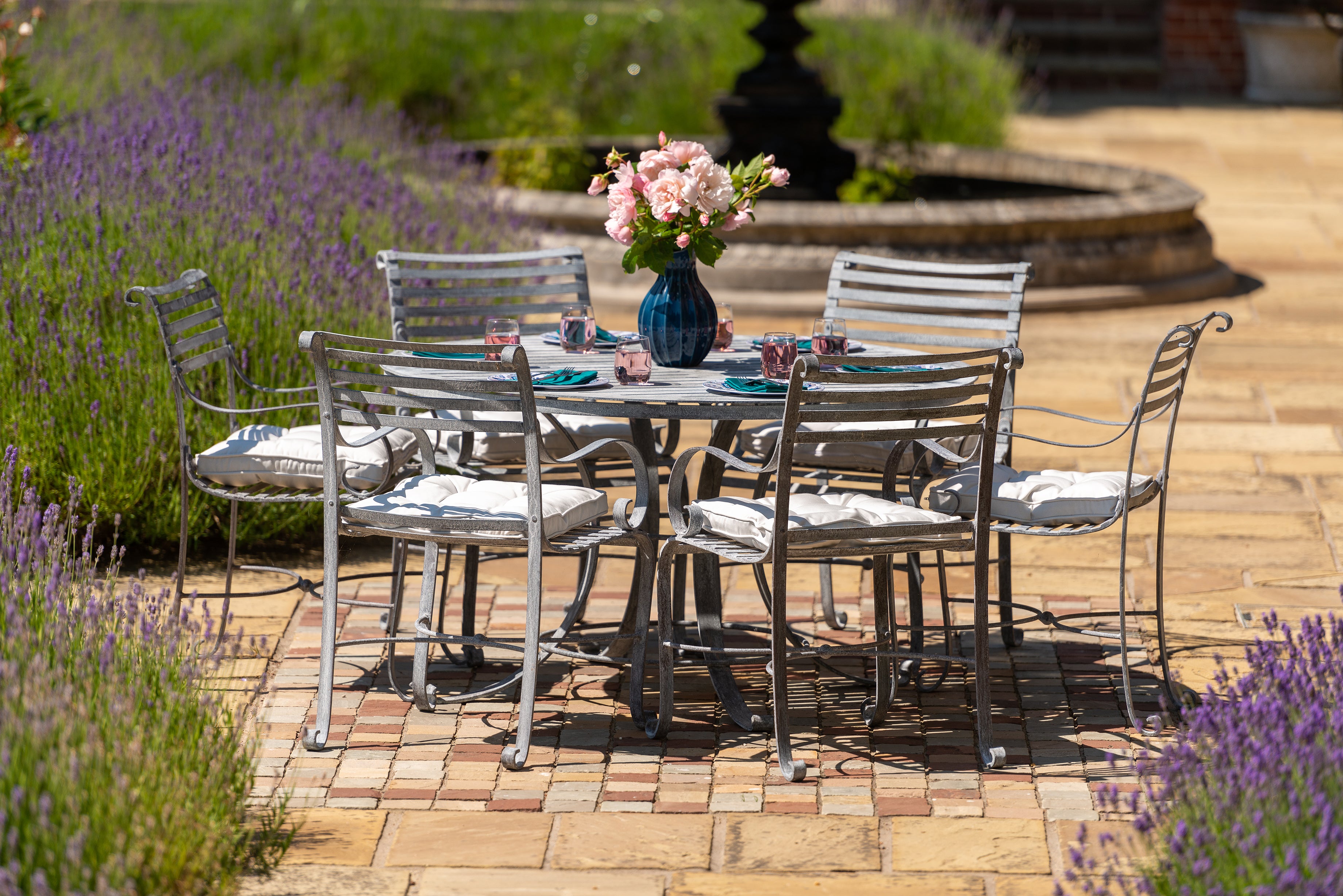 Southwold Round Dining Table 1.3m