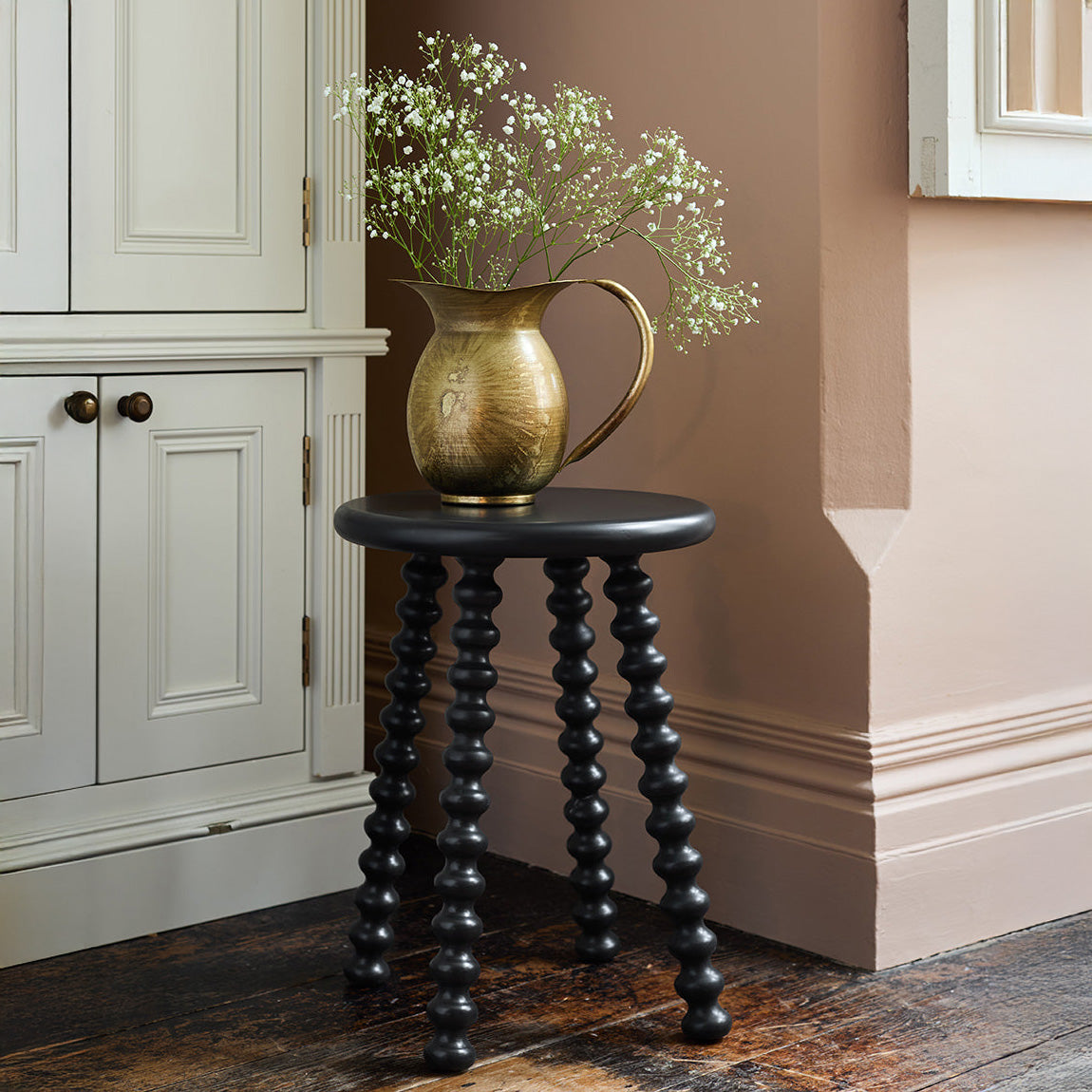 Elsa Side Table In Ash