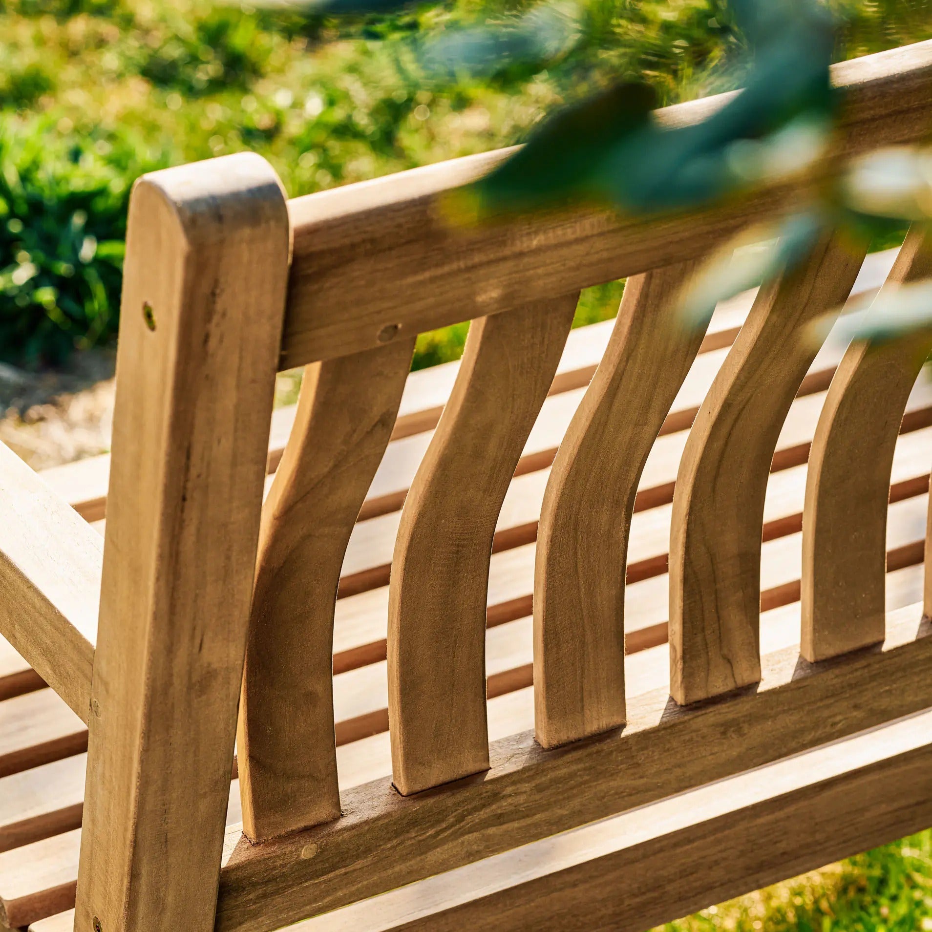 Ergo Teak Bench