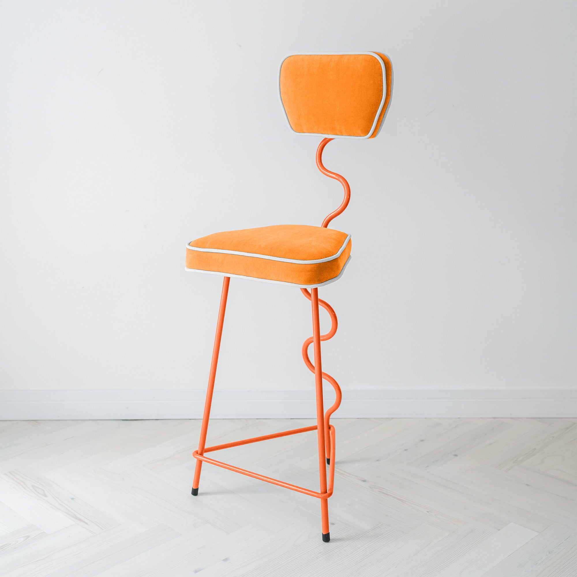 Flo Bar Stool