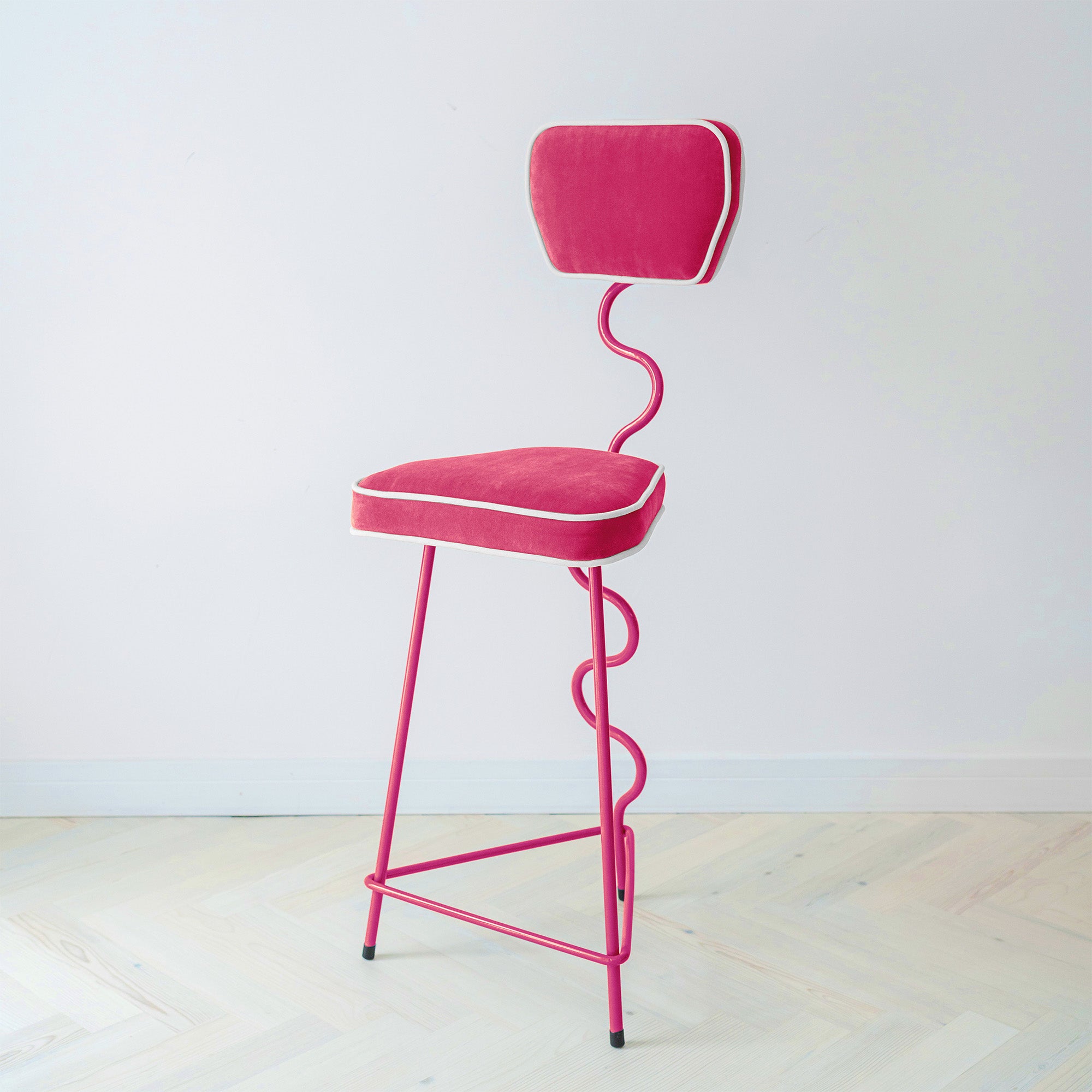 Flo Bar Stool