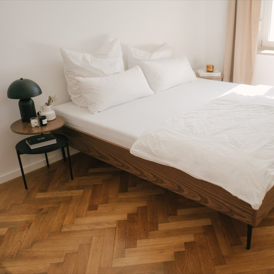 Streiko Bed Walnut