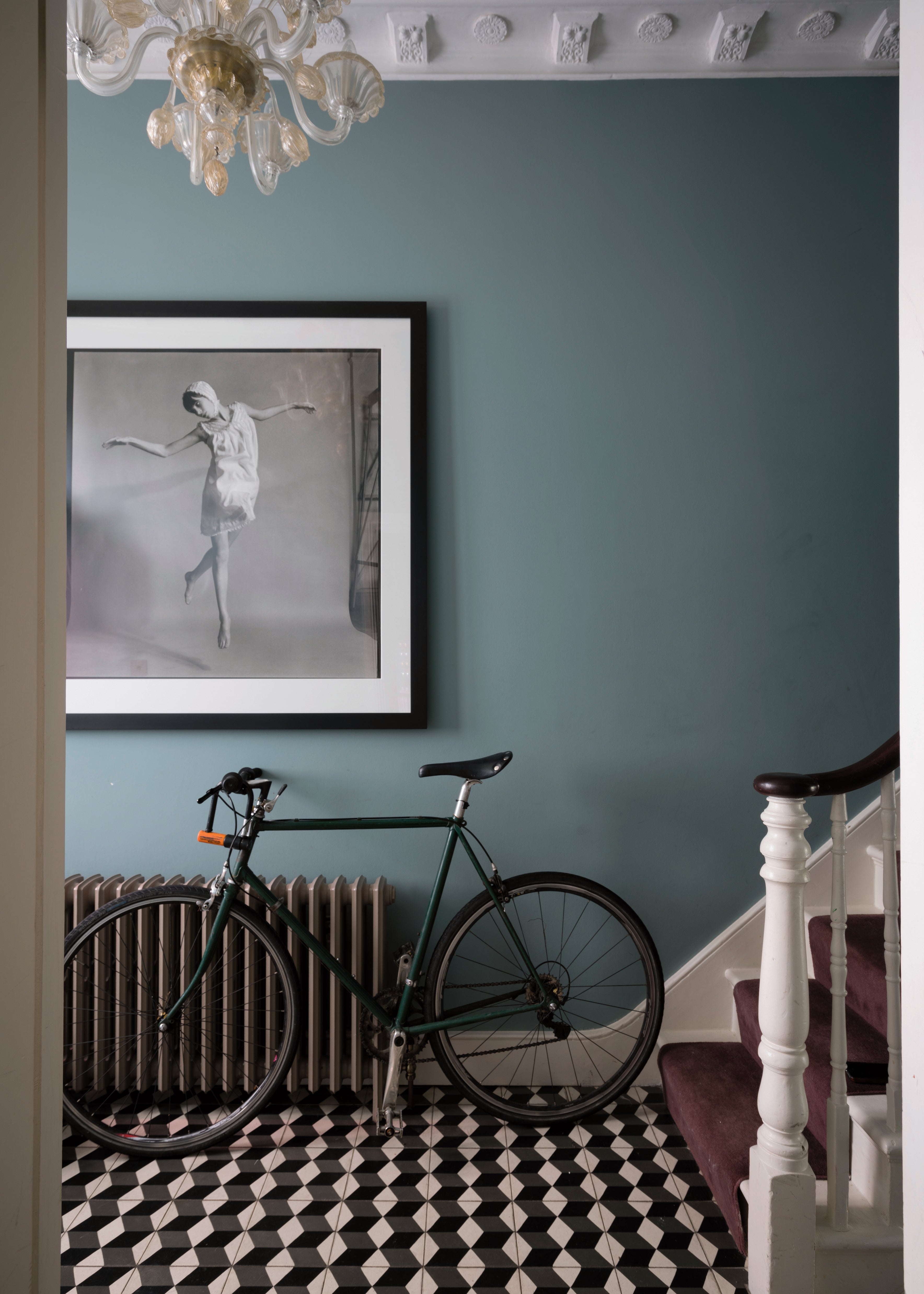 Oval Room Blue No.85