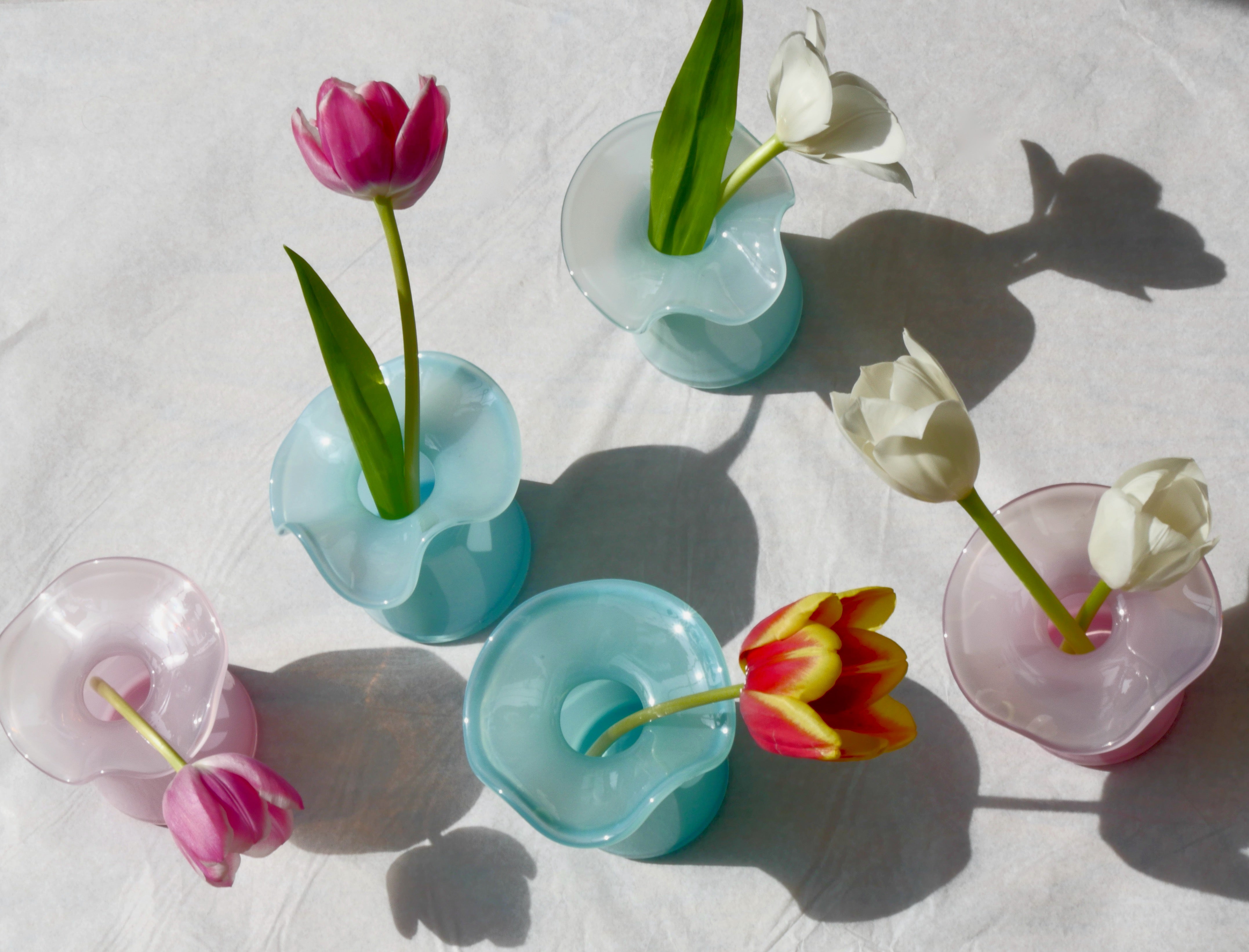 Marla Primrose Medium Handmade Glass Ruffle Bud Vase – Blue