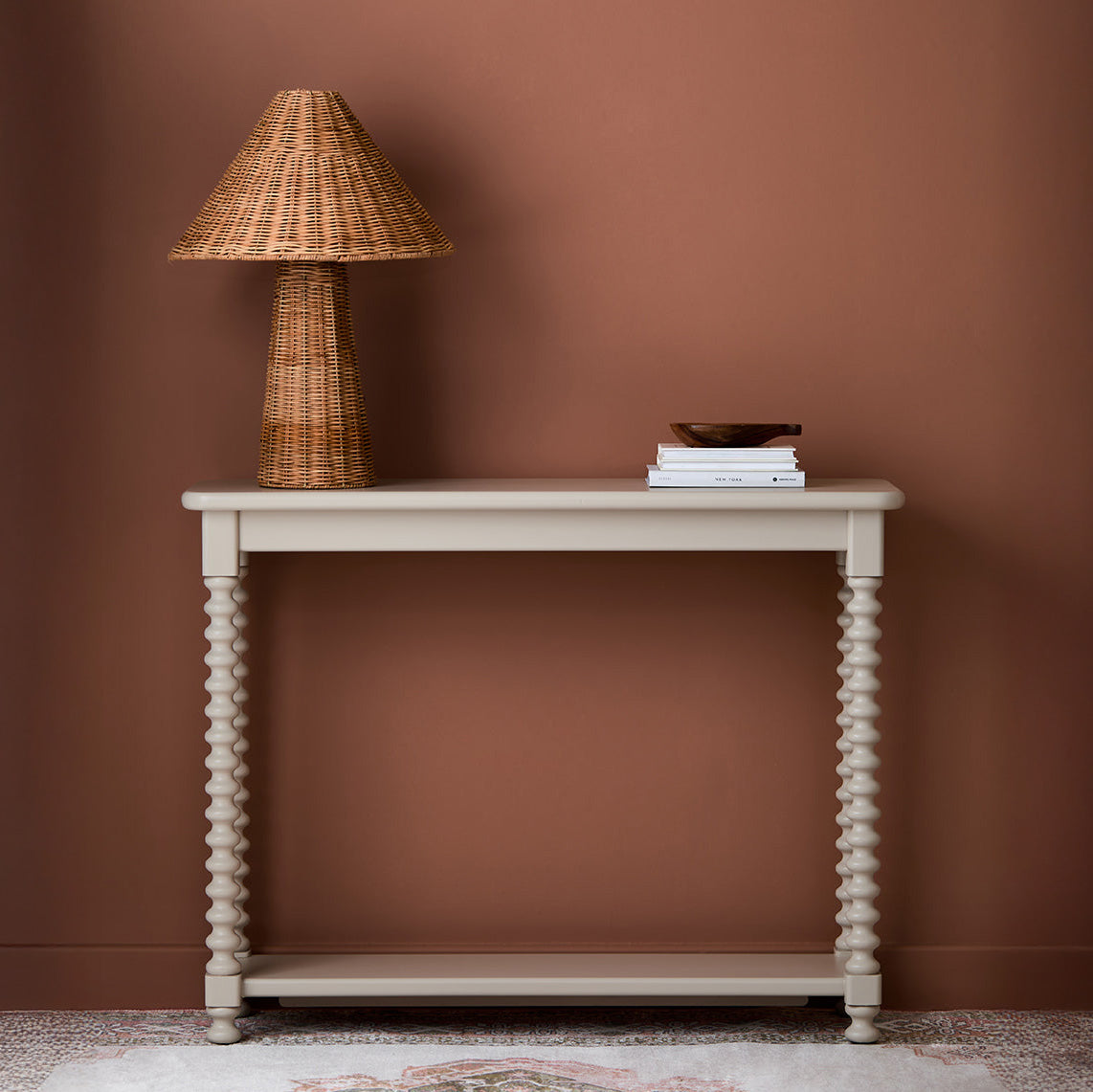 Harlow Console in Panna Cotta