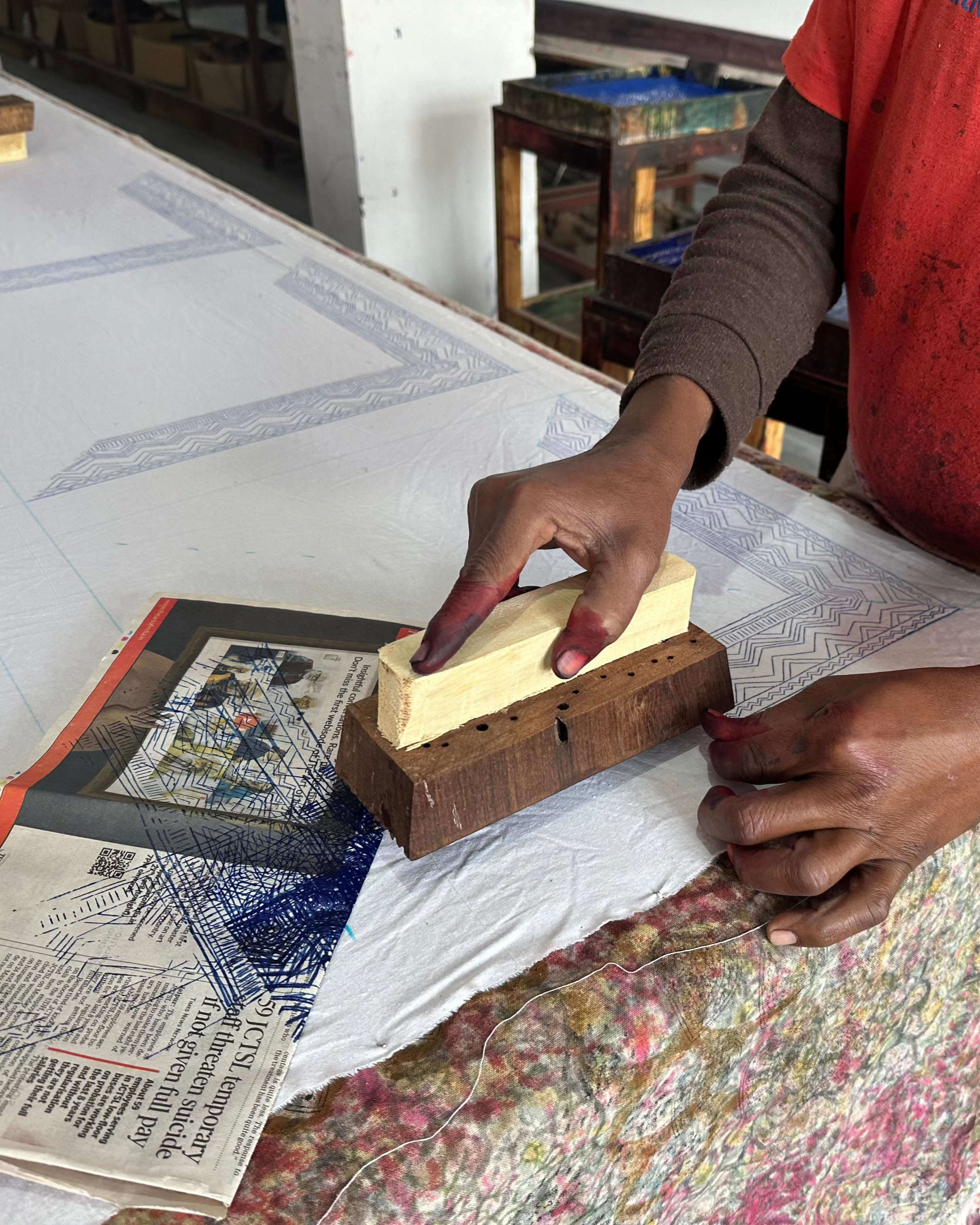 Crocodile Organic Cotton Piped Cushion Cover